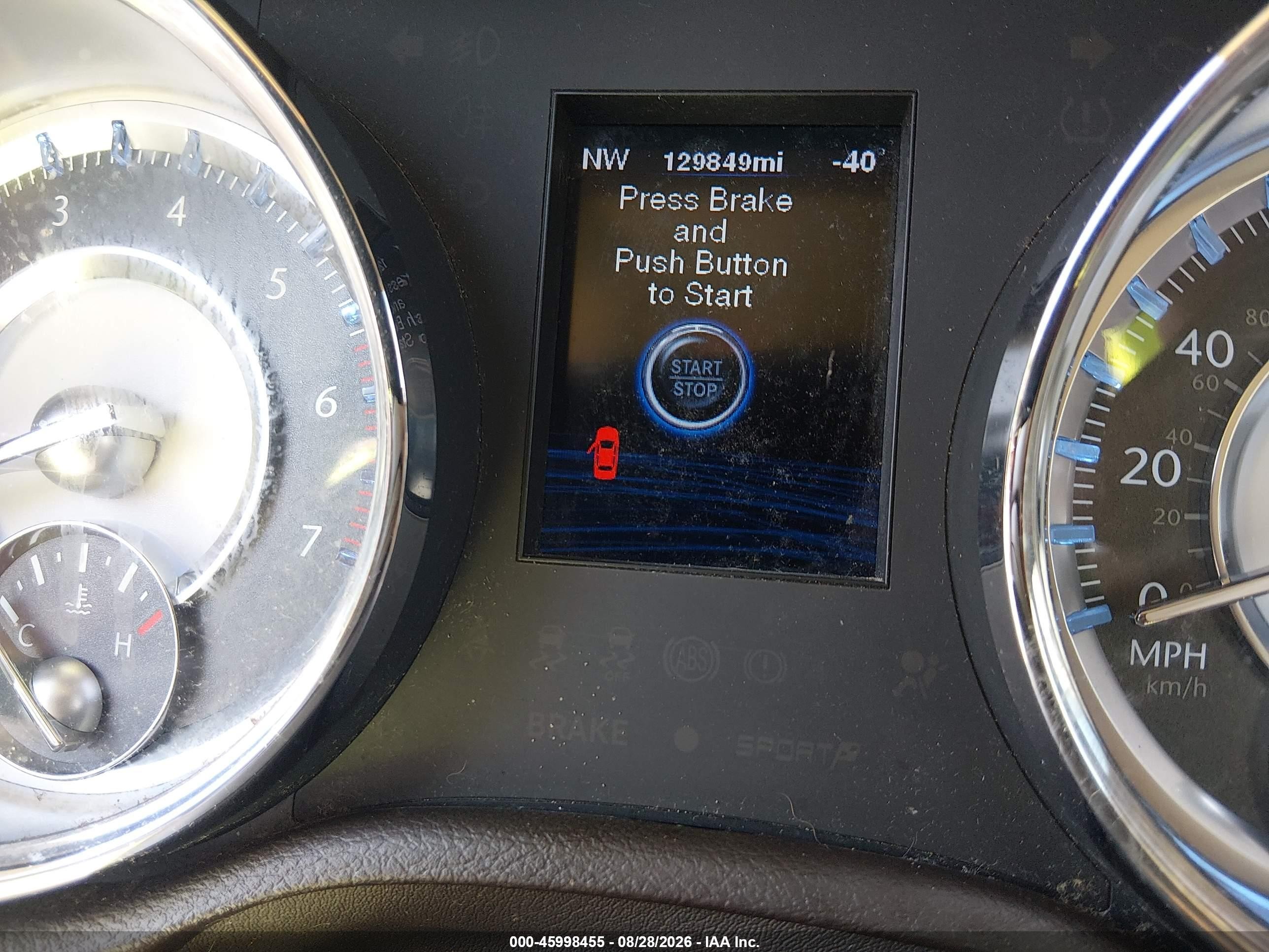 2012 Chrysler 300c   White vin: 2C3CCAET6CH225346
