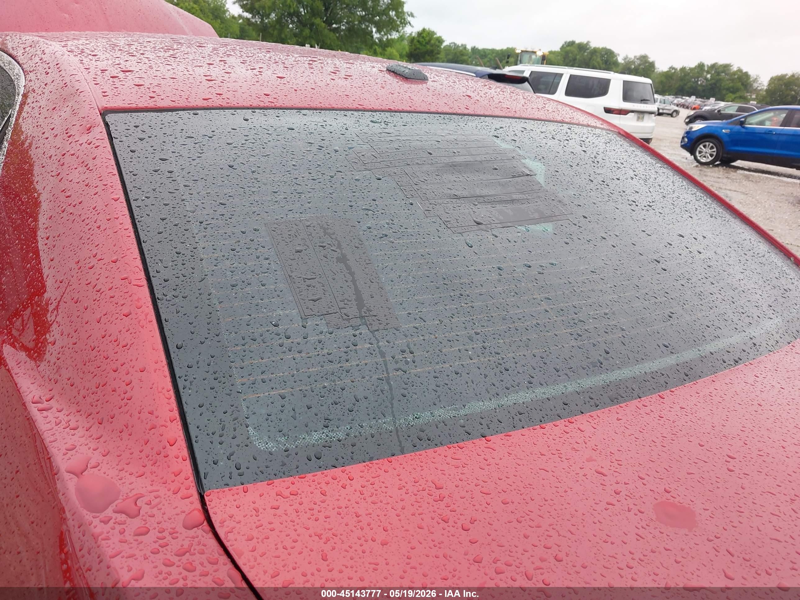 2012 Chrysler 300c   Red vin: 2C3CCAET6CH250067