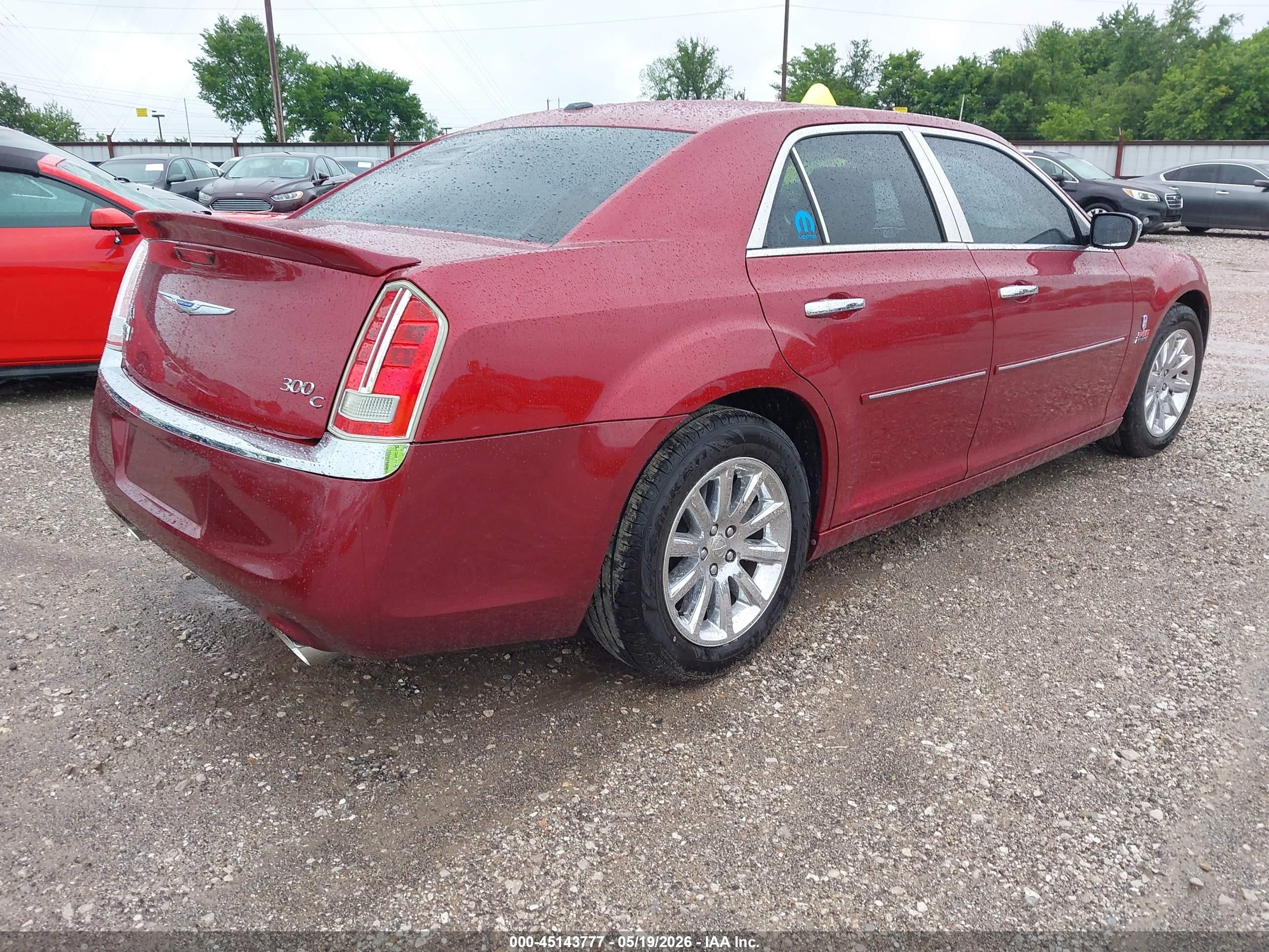 2012 Chrysler 300c   Red vin: 2C3CCAET6CH250067
