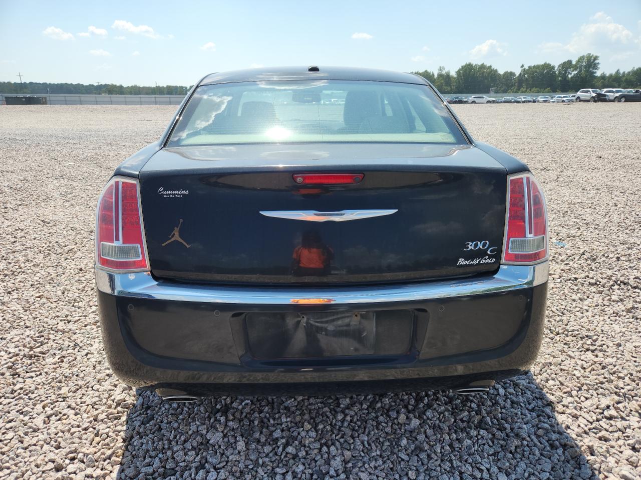 2013 Chrysler 300c Black vin: 2C3CCAET7DH618760