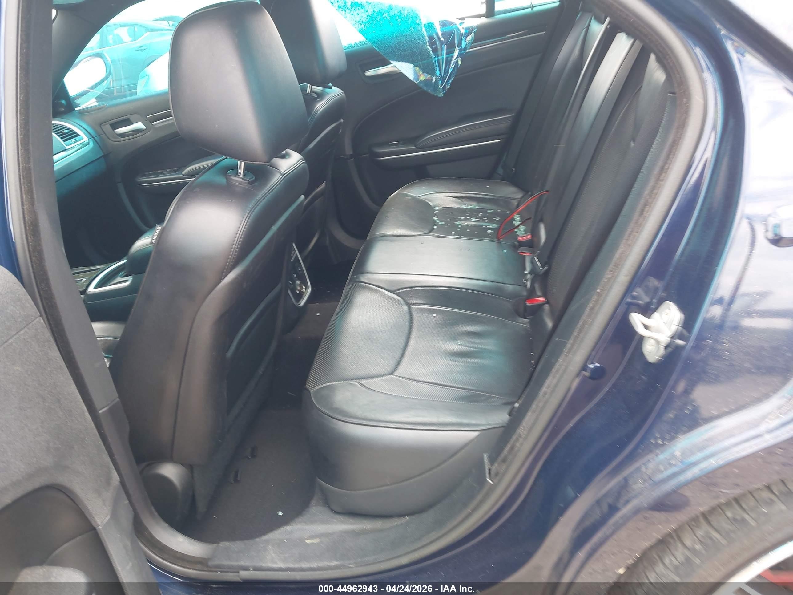 2014 Chrysler 300c   Dark Blue vin: 2C3CCAET7EH169937