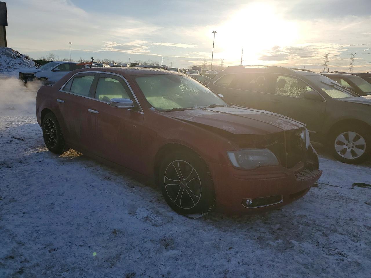 2014 Chrysler 300c Red vin: 2C3CCAET7EH190089