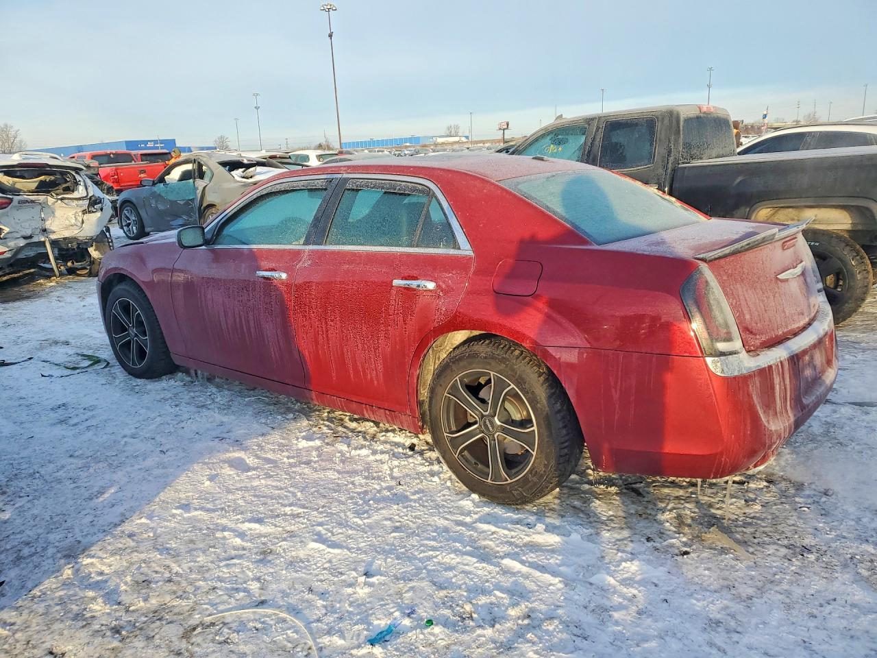 2014 Chrysler 300c Red vin: 2C3CCAET7EH190089
