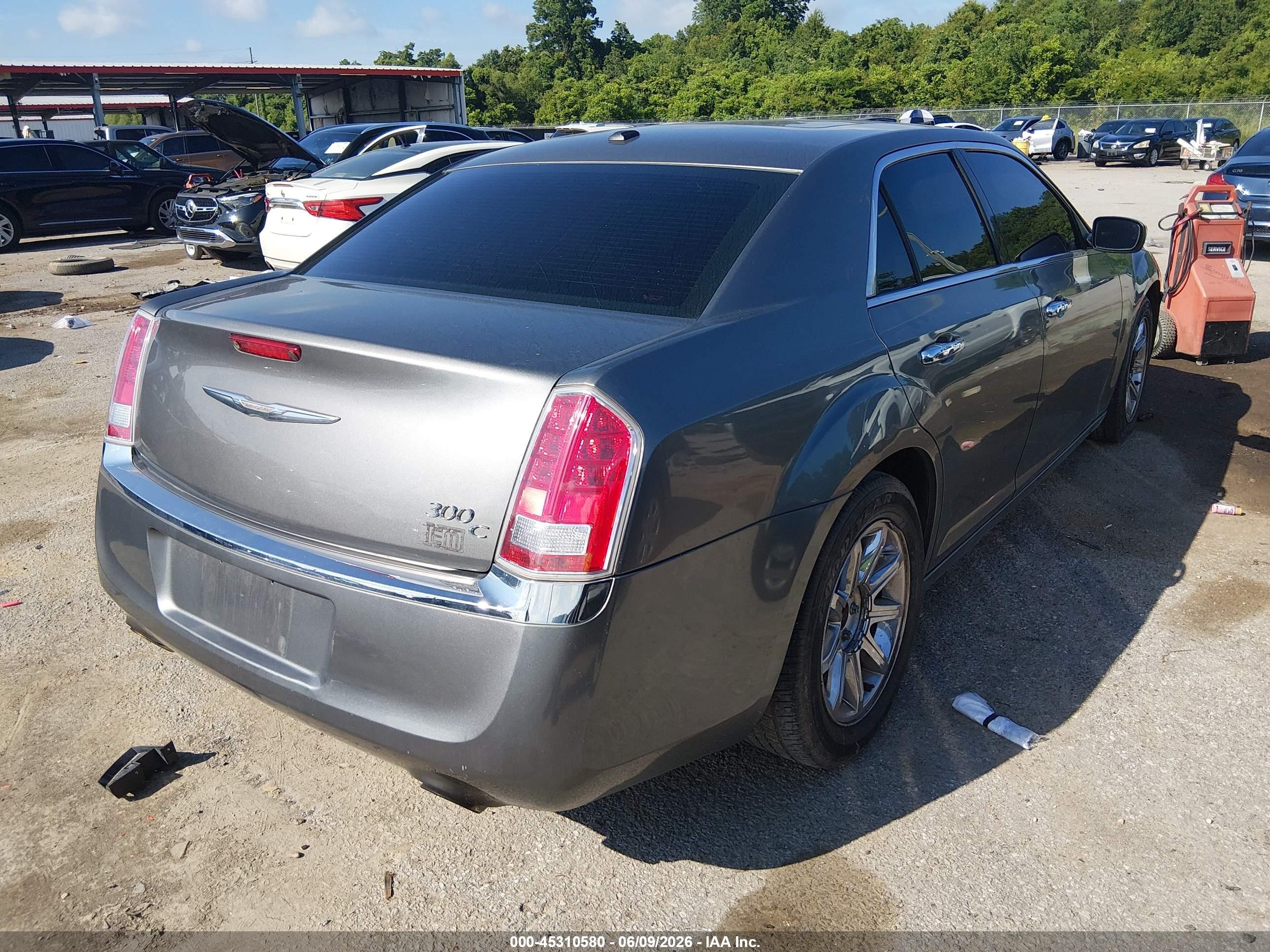 2012 Chrysler 300c   Gray vin: 2C3CCAET8CH109002