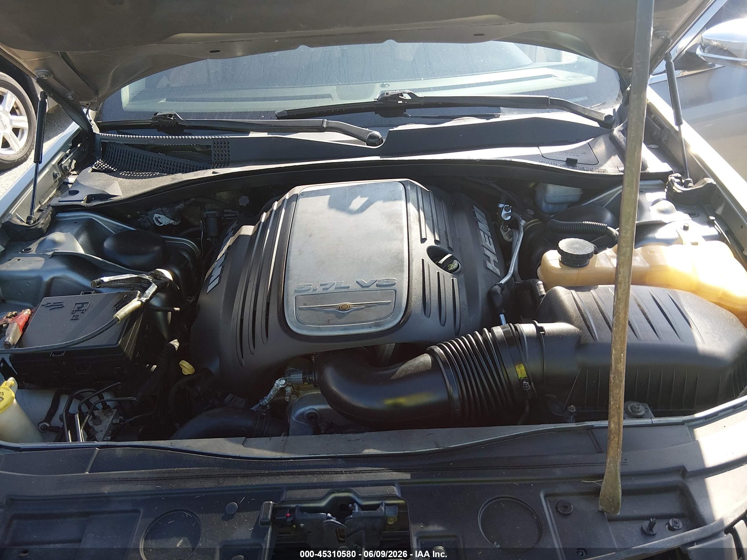 2012 Chrysler 300c   Gray vin: 2C3CCAET8CH109002