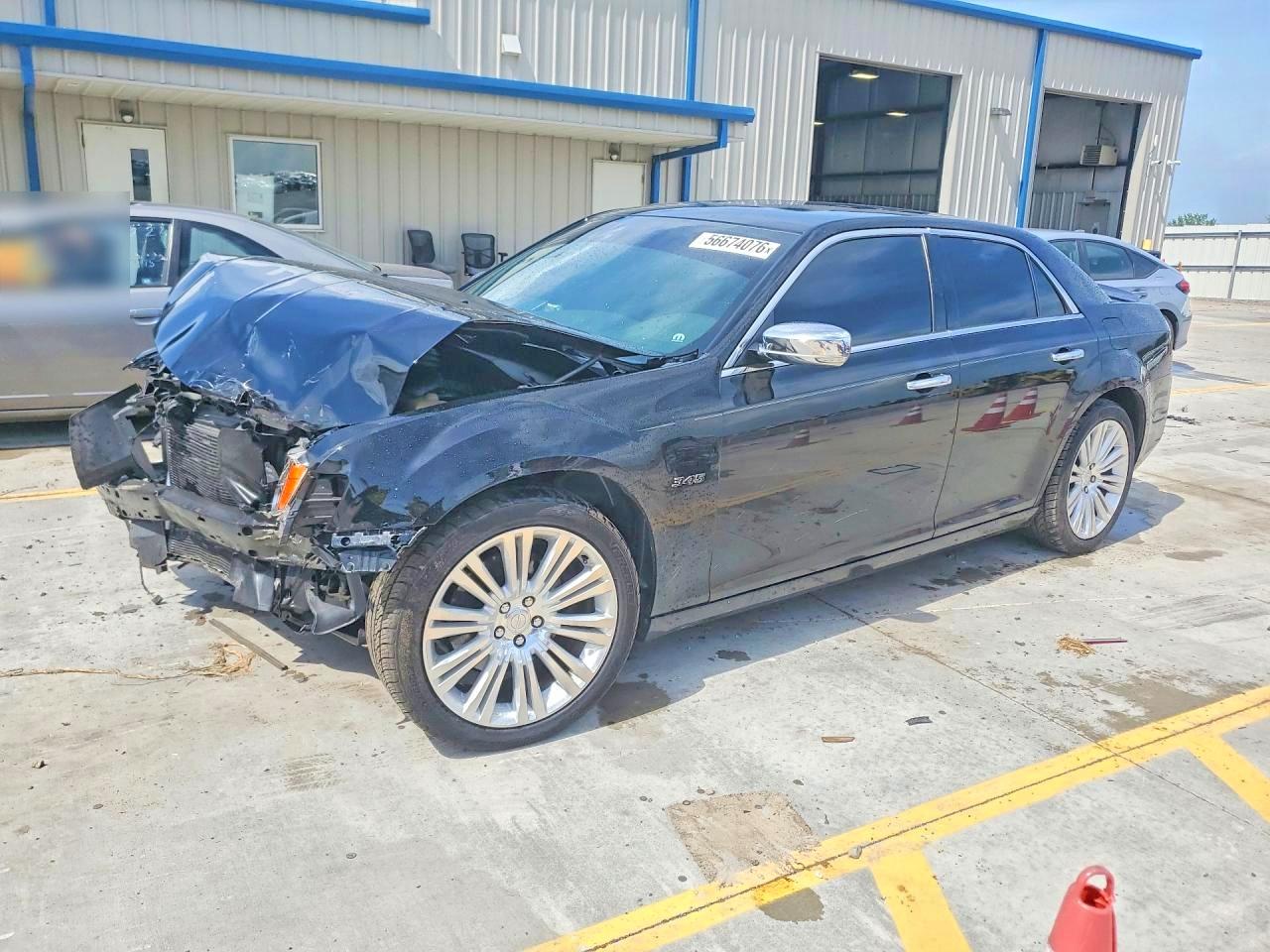 2014 Chrysler 300c Black vin: 2C3CCAET8EH146053