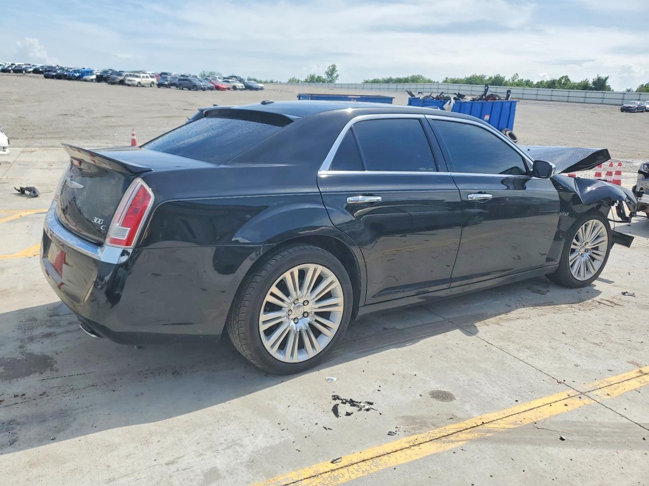 2014 Chrysler 300c Black vin: 2C3CCAET8EH146053