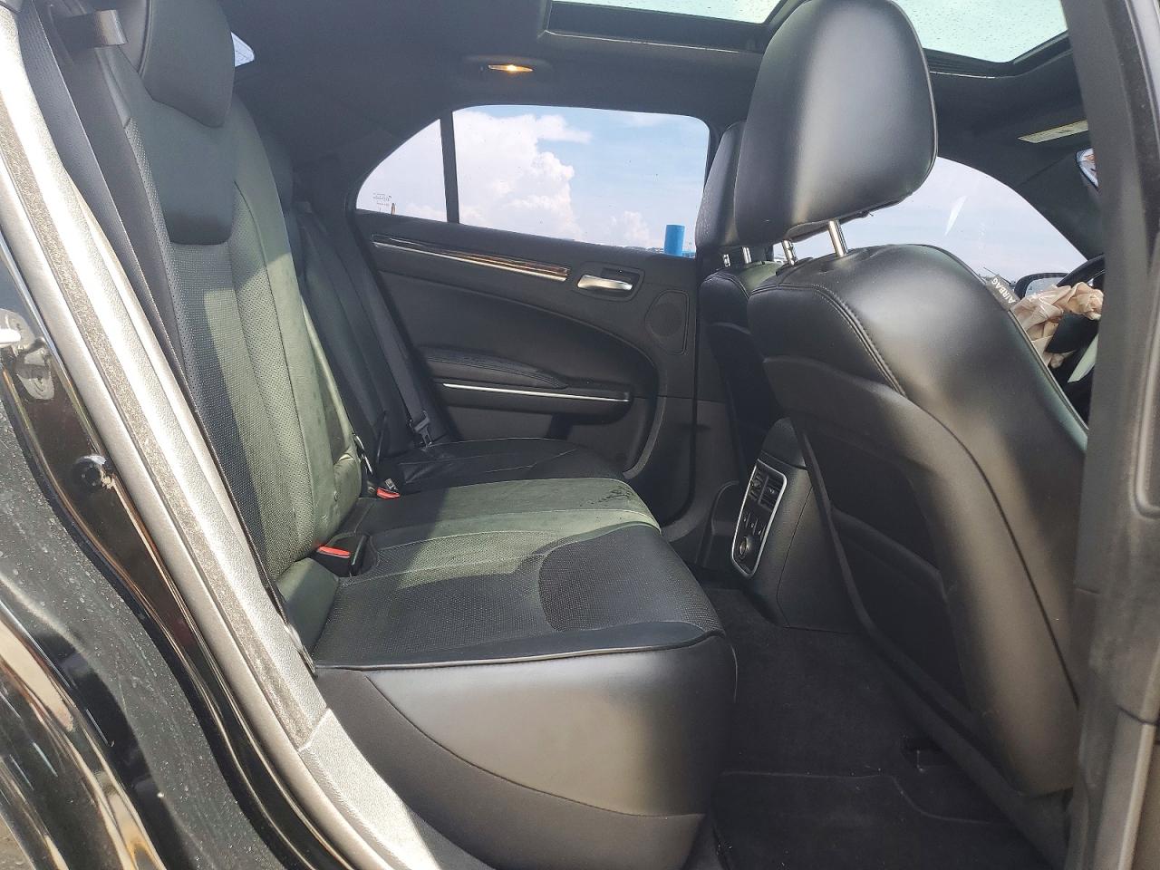 2014 Chrysler 300c Black vin: 2C3CCAET8EH146053