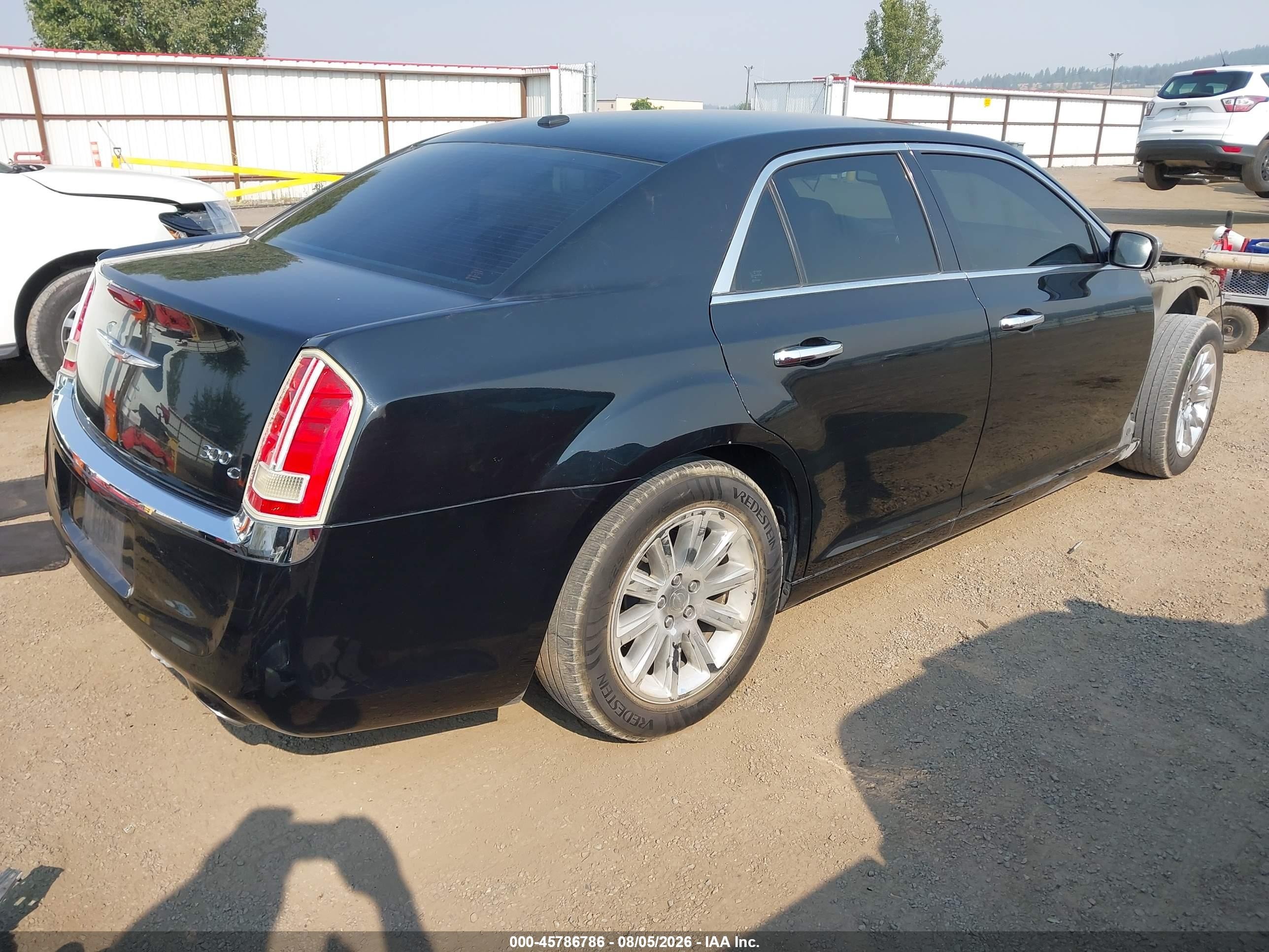2012 Chrysler 300c   Black vin: 2C3CCAETXCH264845