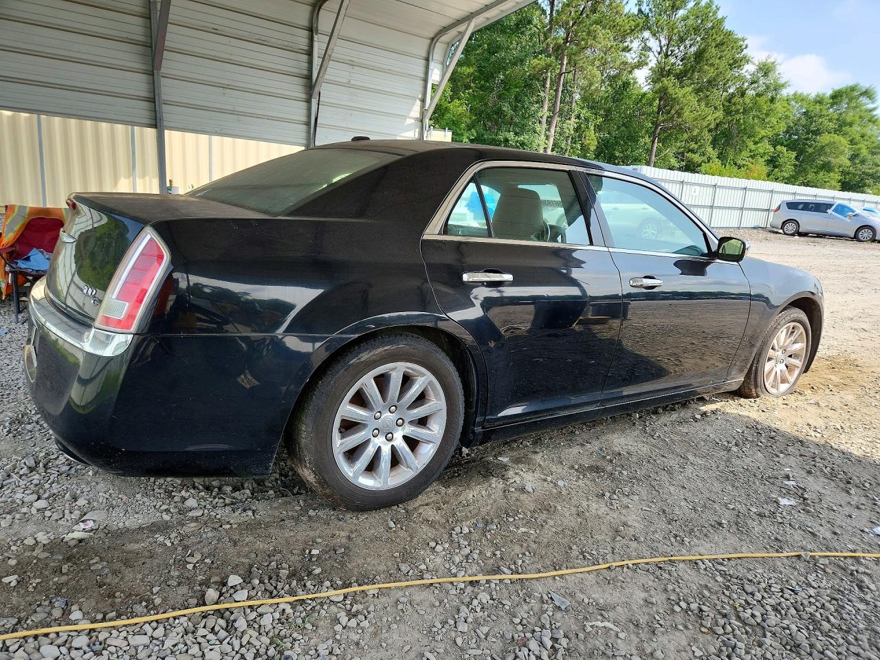 2013 Chrysler 300c Black vin: 2C3CCAETXDH538000