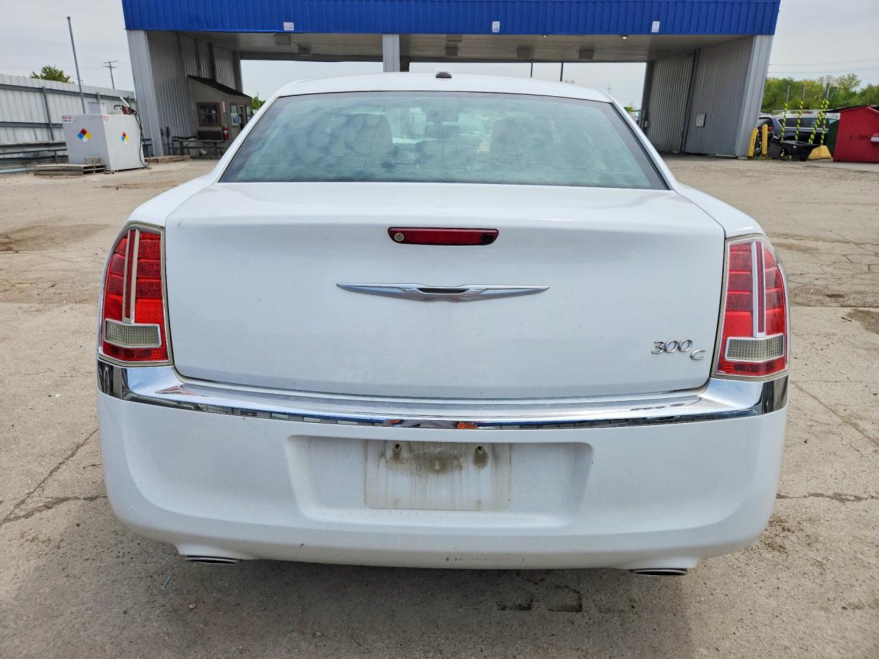 2014 Chrysler 300c White vin: 2C3CCAETXEH119999