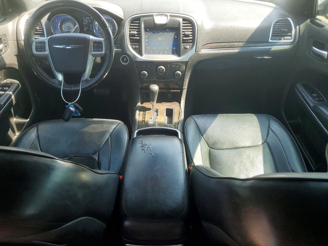 2014 Chrysler 300c Серебряный vin: 2C3CCAETXEH382915