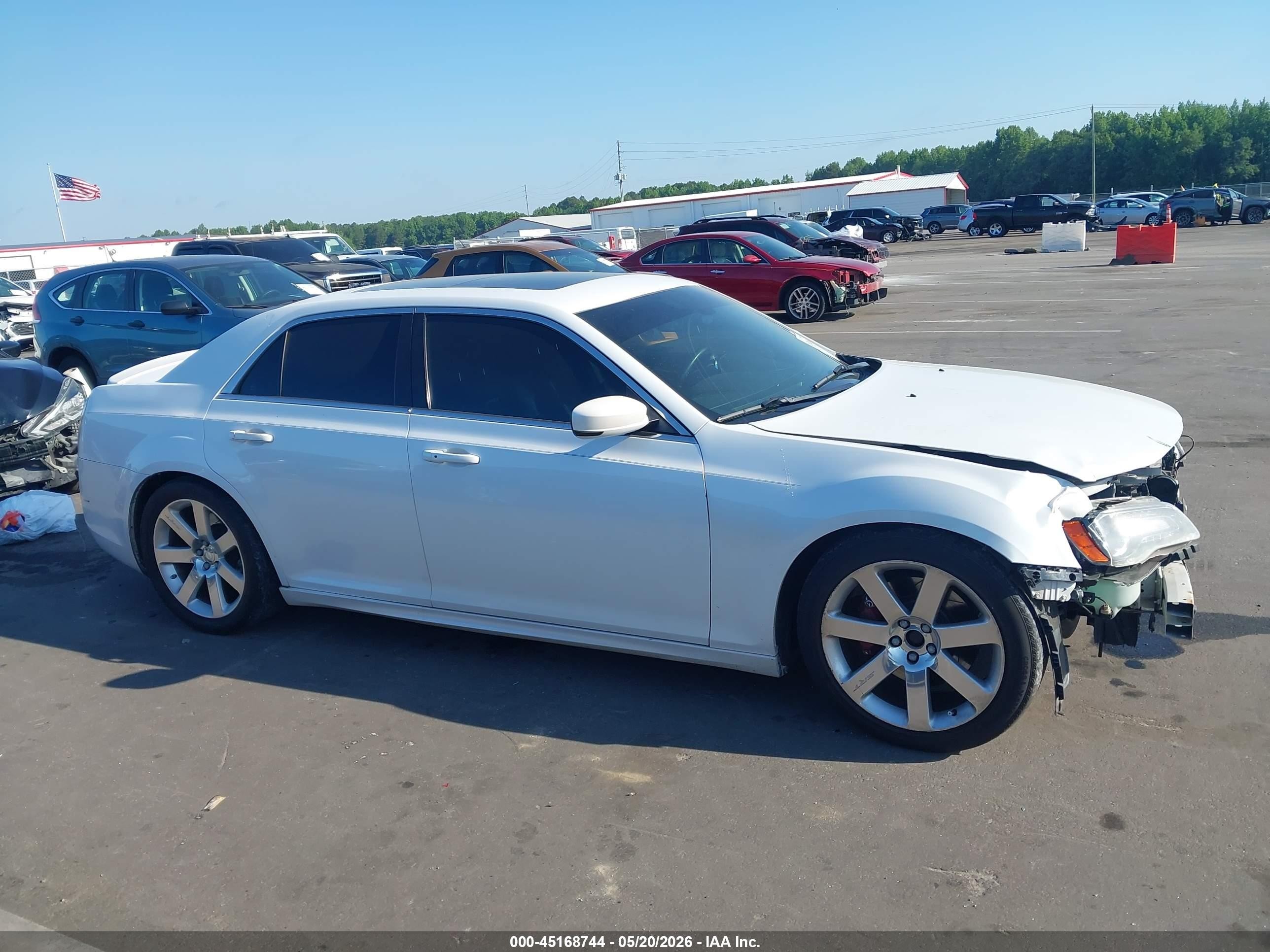 2012 Chrysler 300 Srt8 White vin: 2C3CCAFJ4CH801352