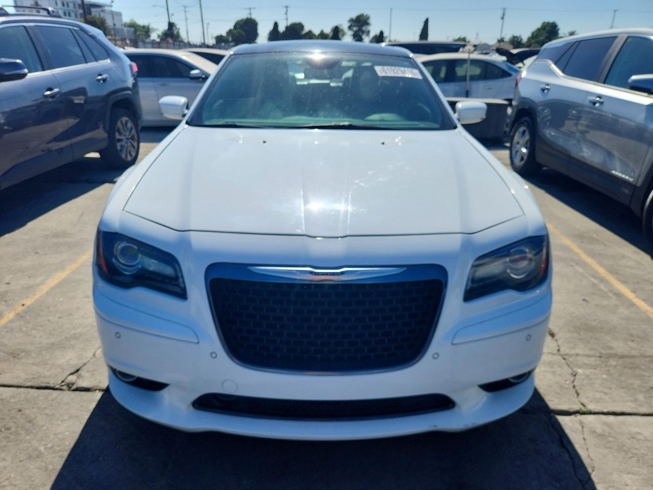 2014 Chrysler 300 Srt-8 6.4l White vin: 2C3CCAFJ7EH257870