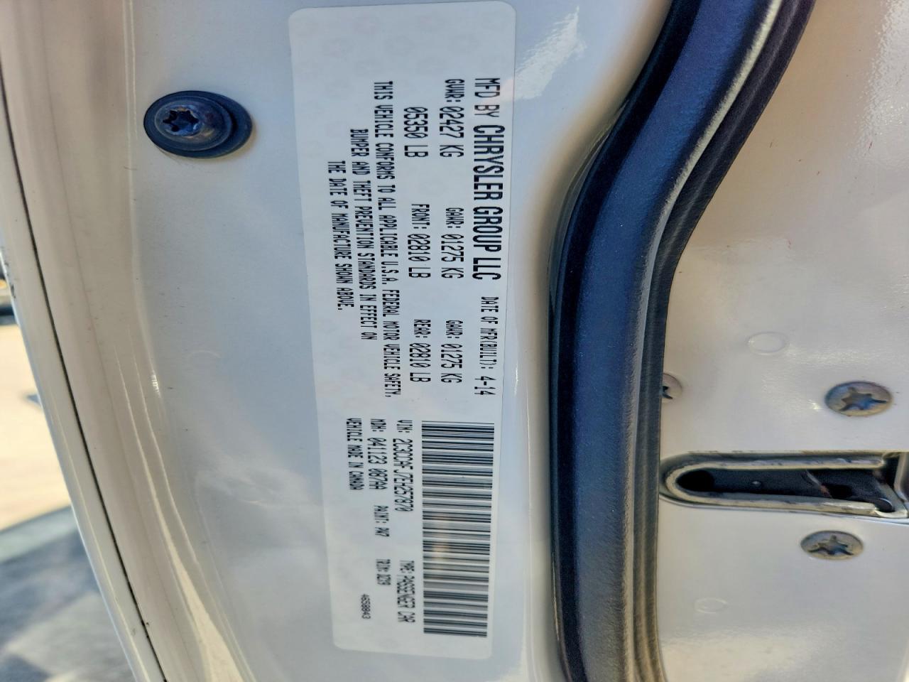 2014 Chrysler 300 Srt-8 6.4l White vin: 2C3CCAFJ7EH257870