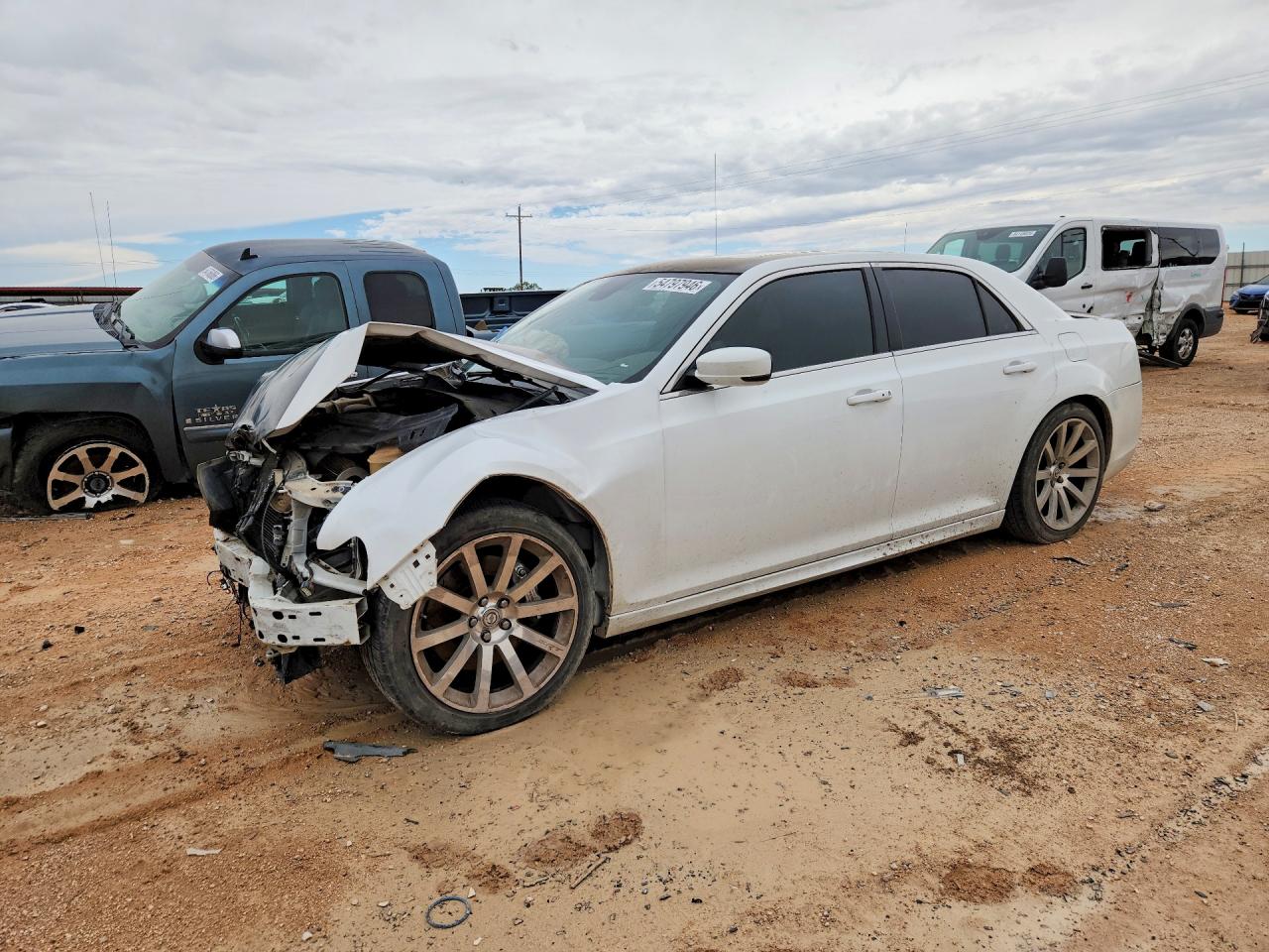2013 Chrysler 300 White vin: 2C3CCAFJ8DH513240