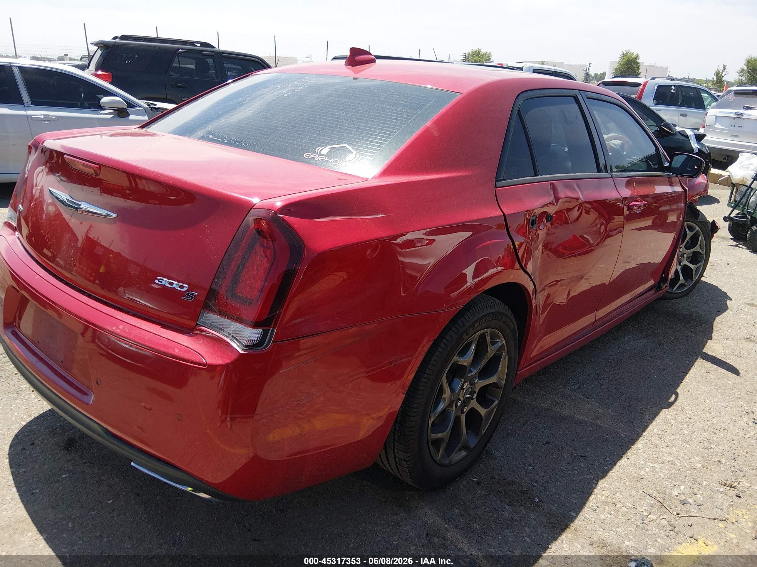 2015 Chrysler 300 300s Red vin: 2C3CCAGG0FH746860