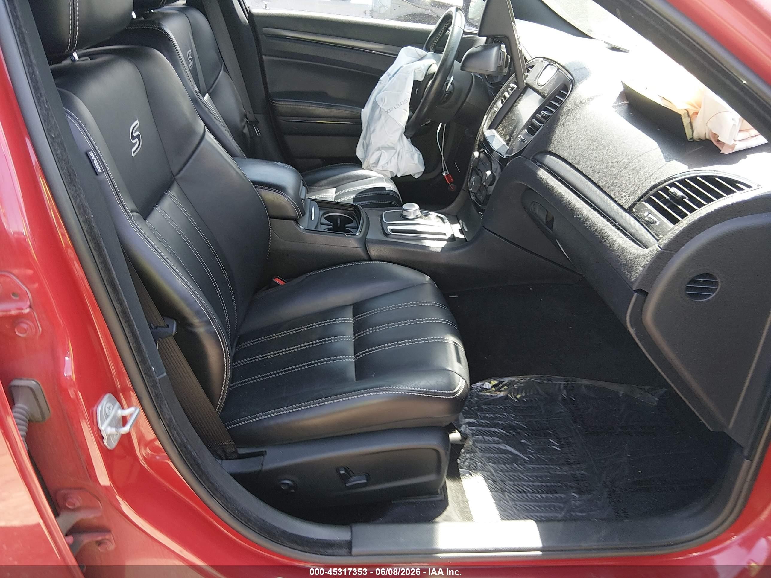 2015 Chrysler 300 300s Red vin: 2C3CCAGG0FH746860