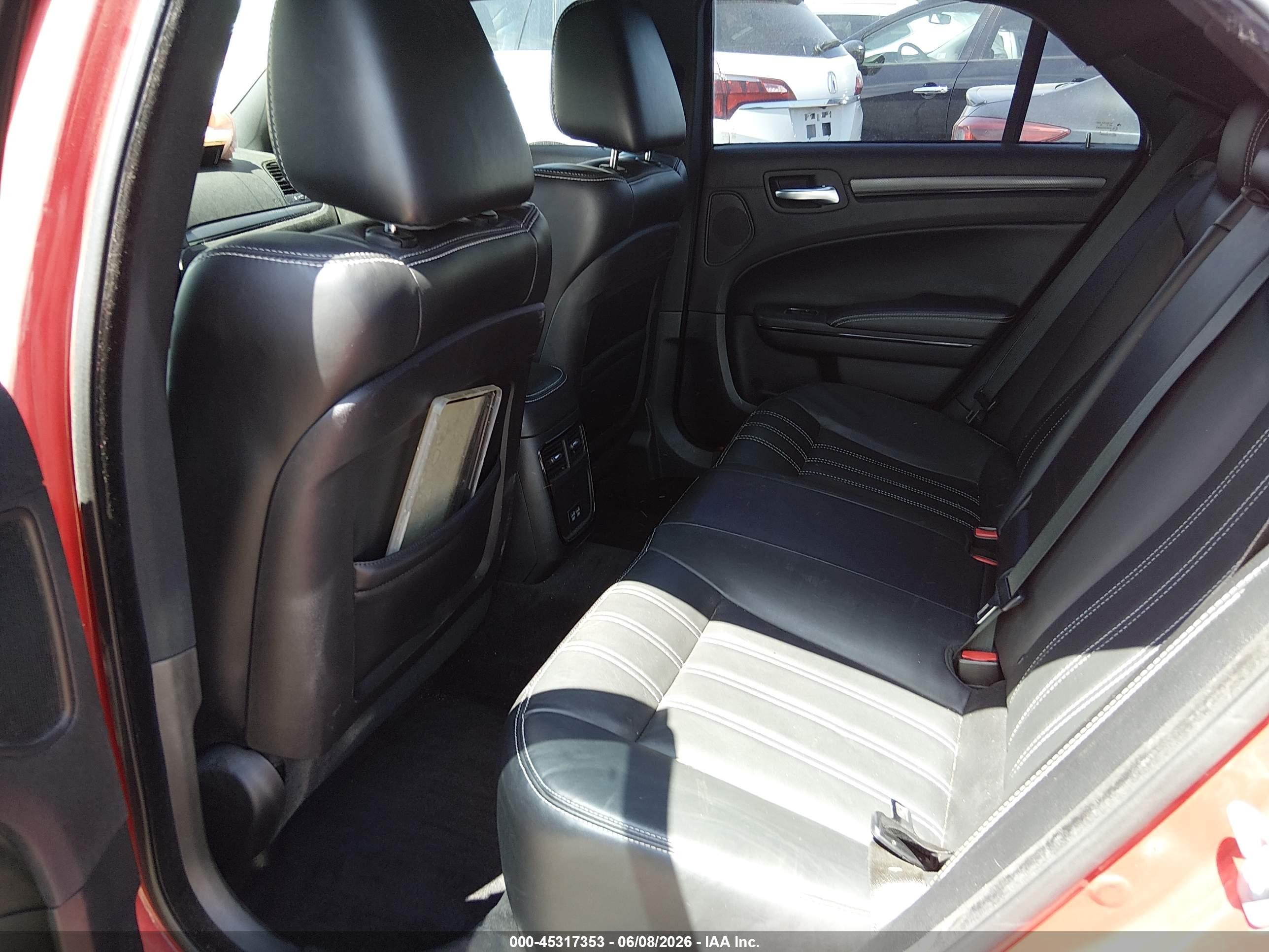 2015 Chrysler 300 300s Red vin: 2C3CCAGG0FH746860