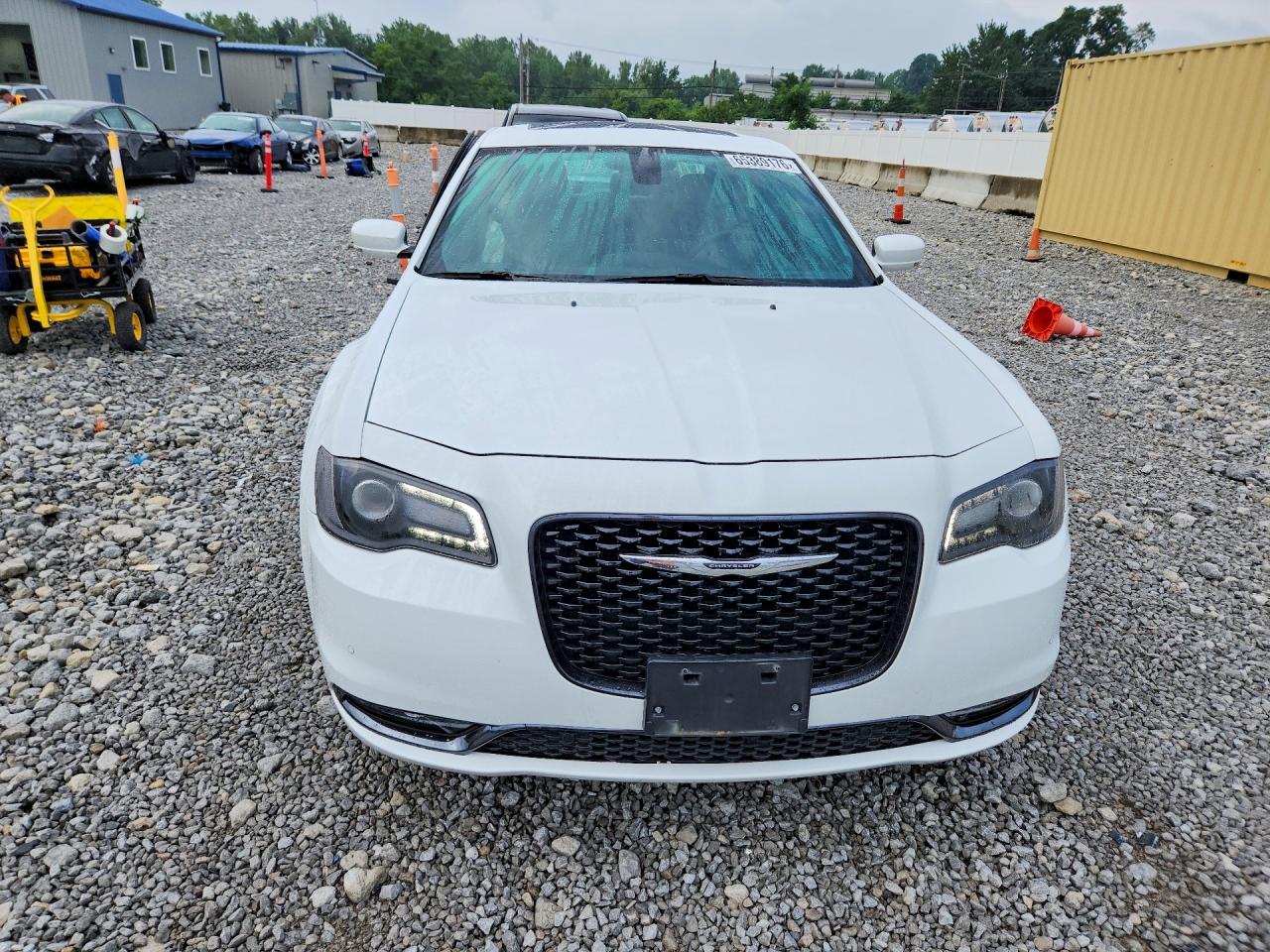 2015 Chrysler 300 S White vin: 2C3CCAGG1FH854095