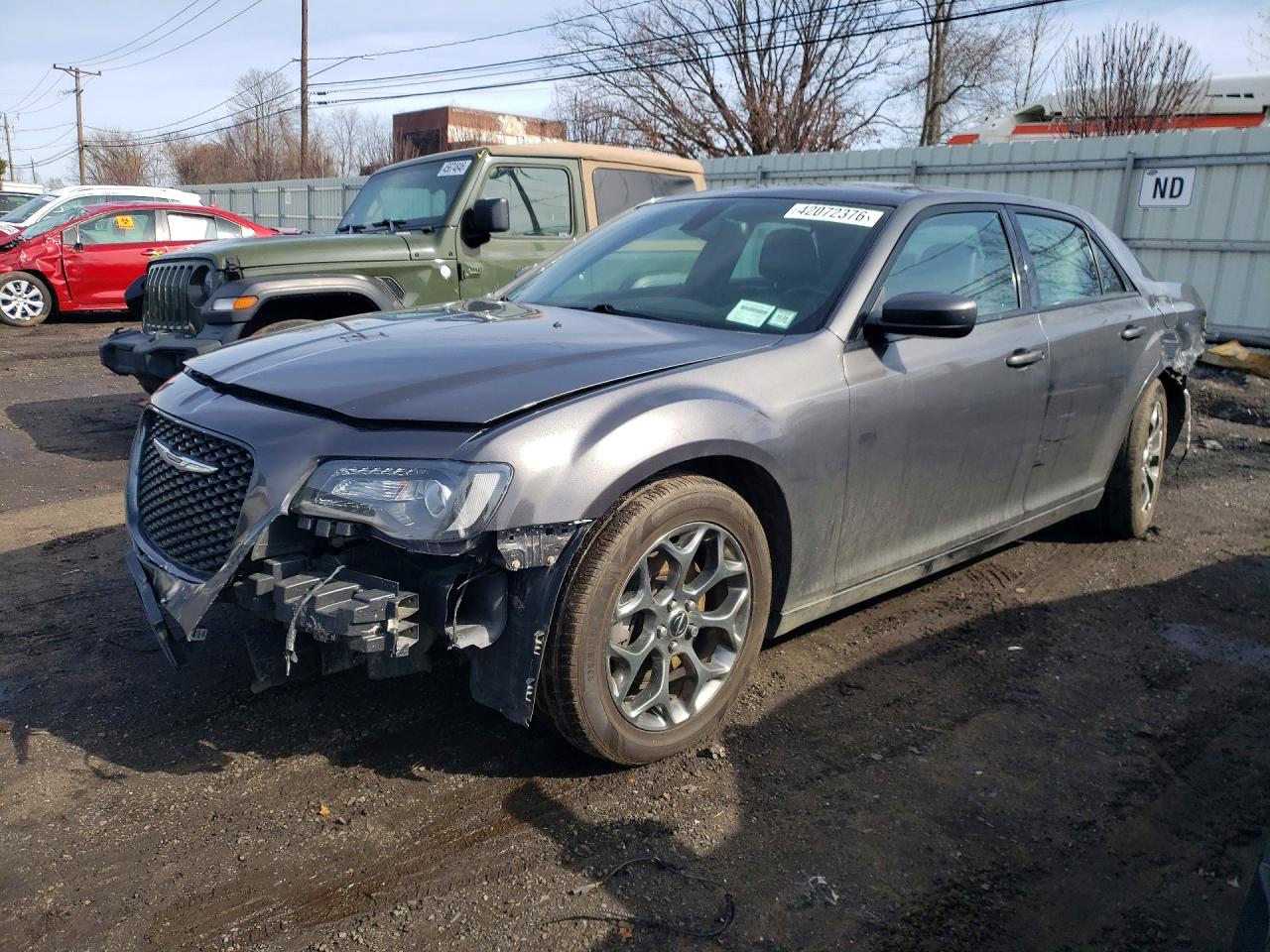 2015 Chrysler 300 S Серебряный vin: 2C3CCAGG1FH899456
