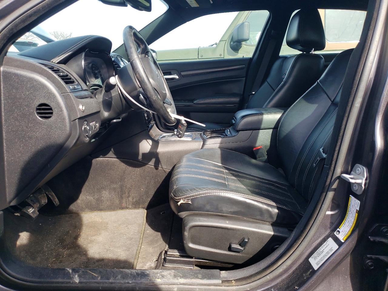 2015 Chrysler 300 S Серебряный vin: 2C3CCAGG1FH899456