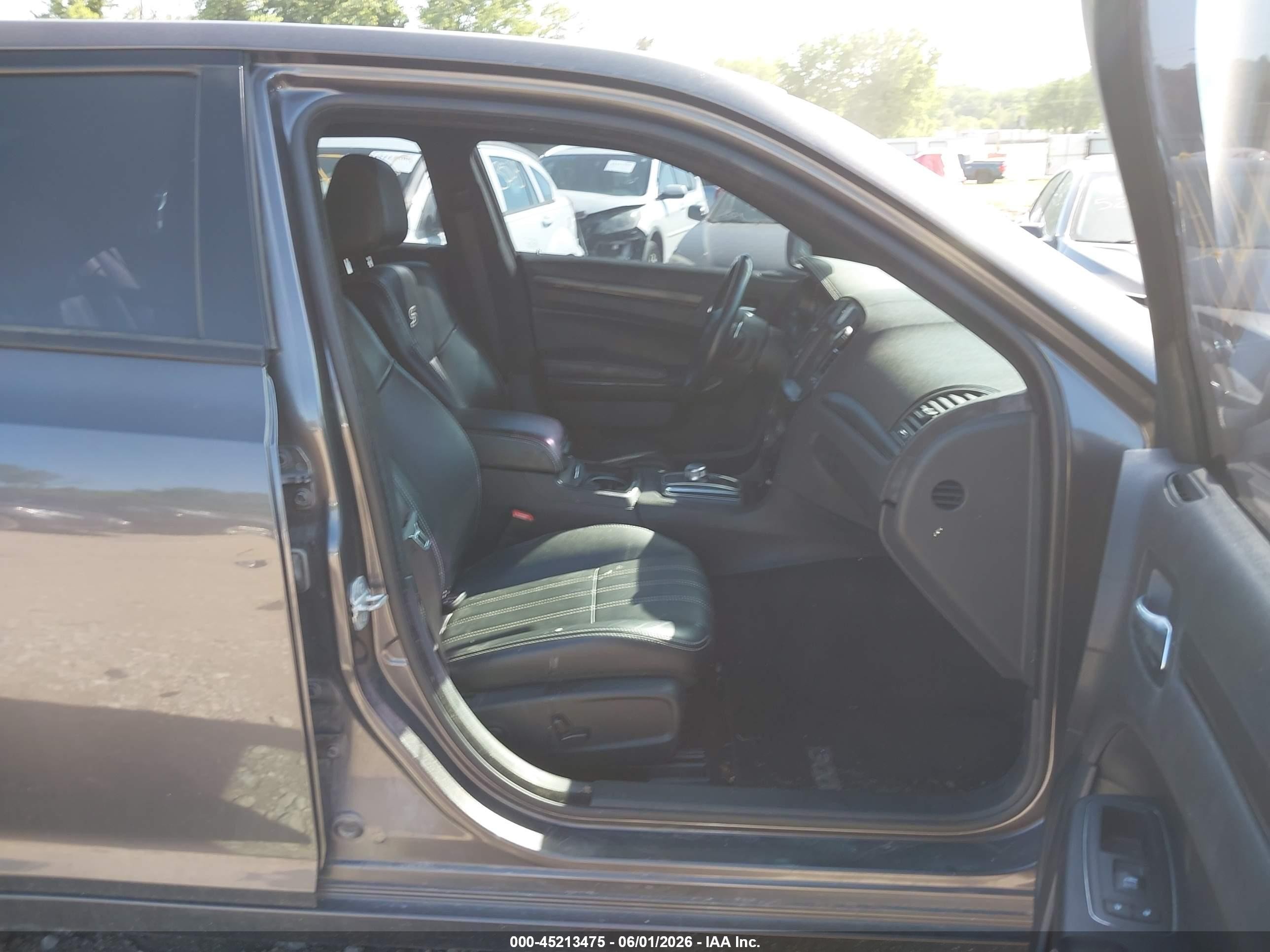 2015 Chrysler 300   Black vin: 2C3CCAGG1FH932259