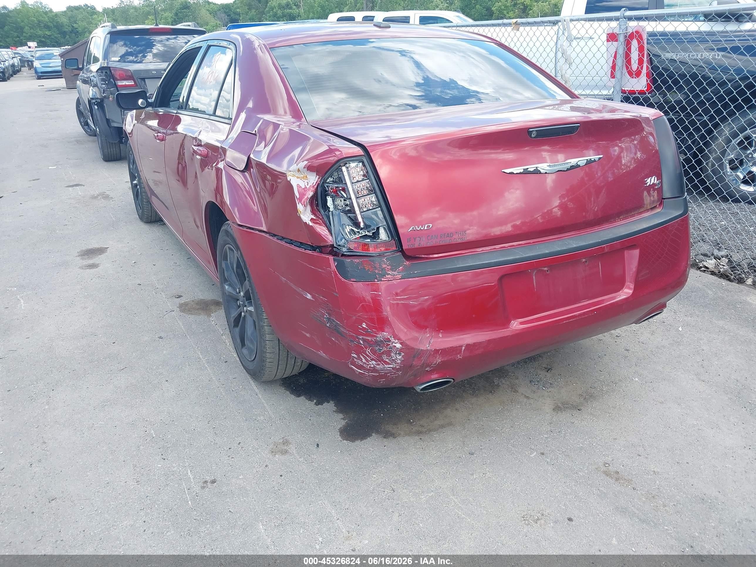 2014 Chrysler 300 300s Red vin: 2C3CCAGG2EH361525