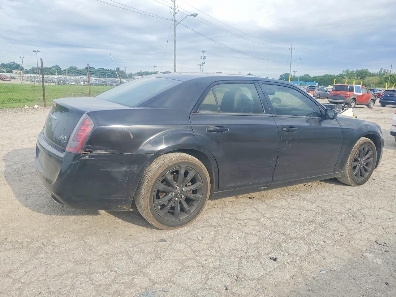 2014 Chrysler 300 S Черный vin: 2C3CCAGG2EH384318