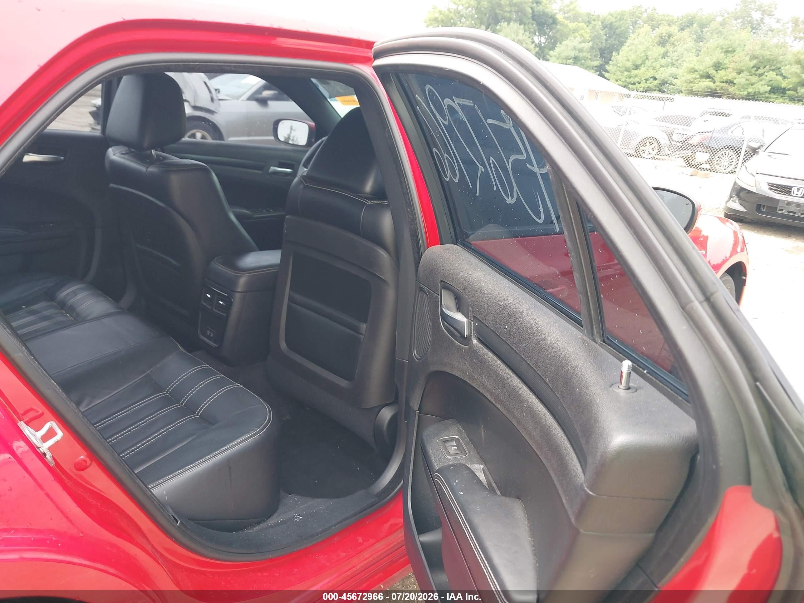 2015 Chrysler 300 300s Красный vin: 2C3CCAGG2FH932285