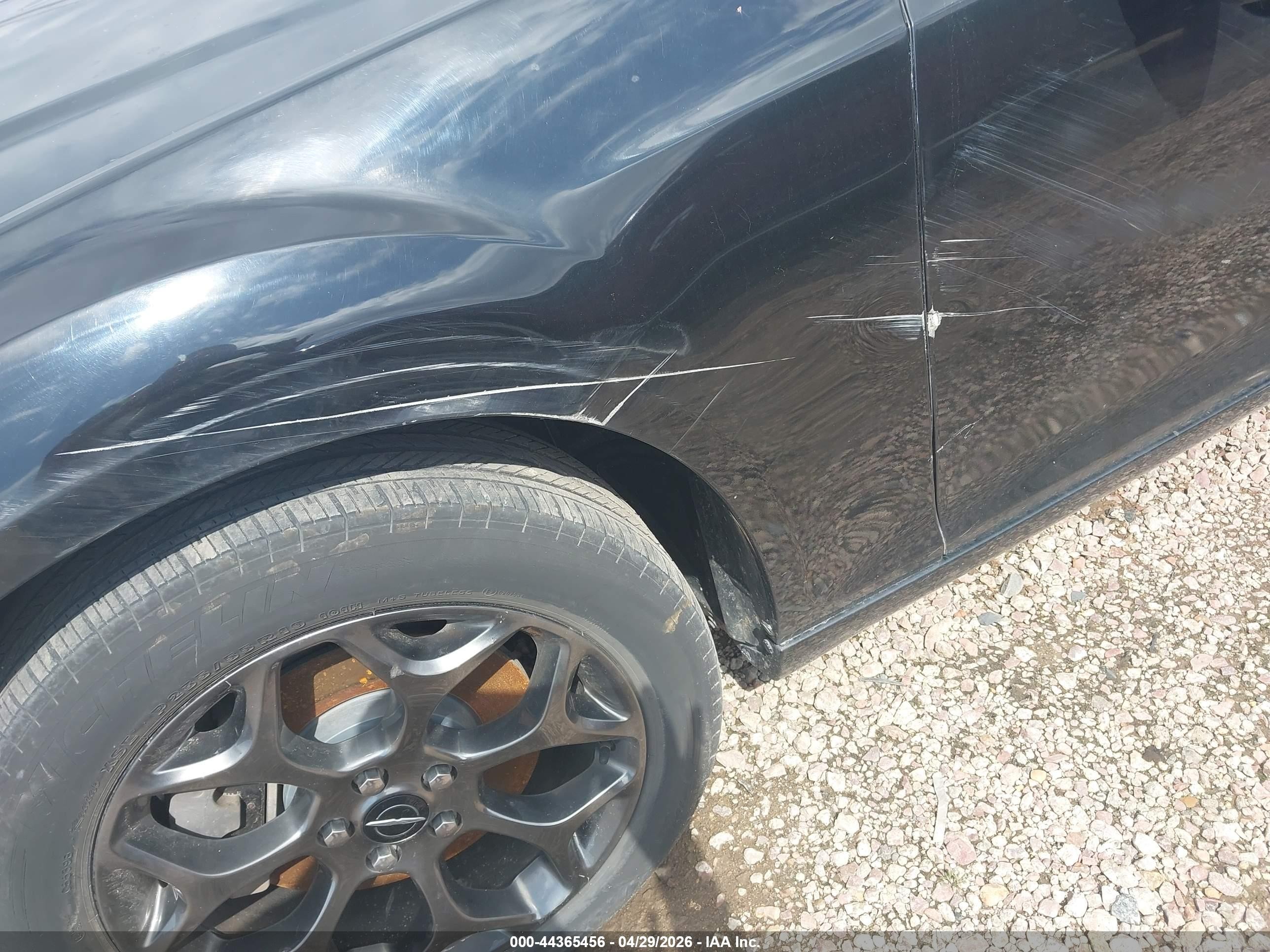 2015 Chrysler 300   Черный vin: 2C3CCAGG4FH887656