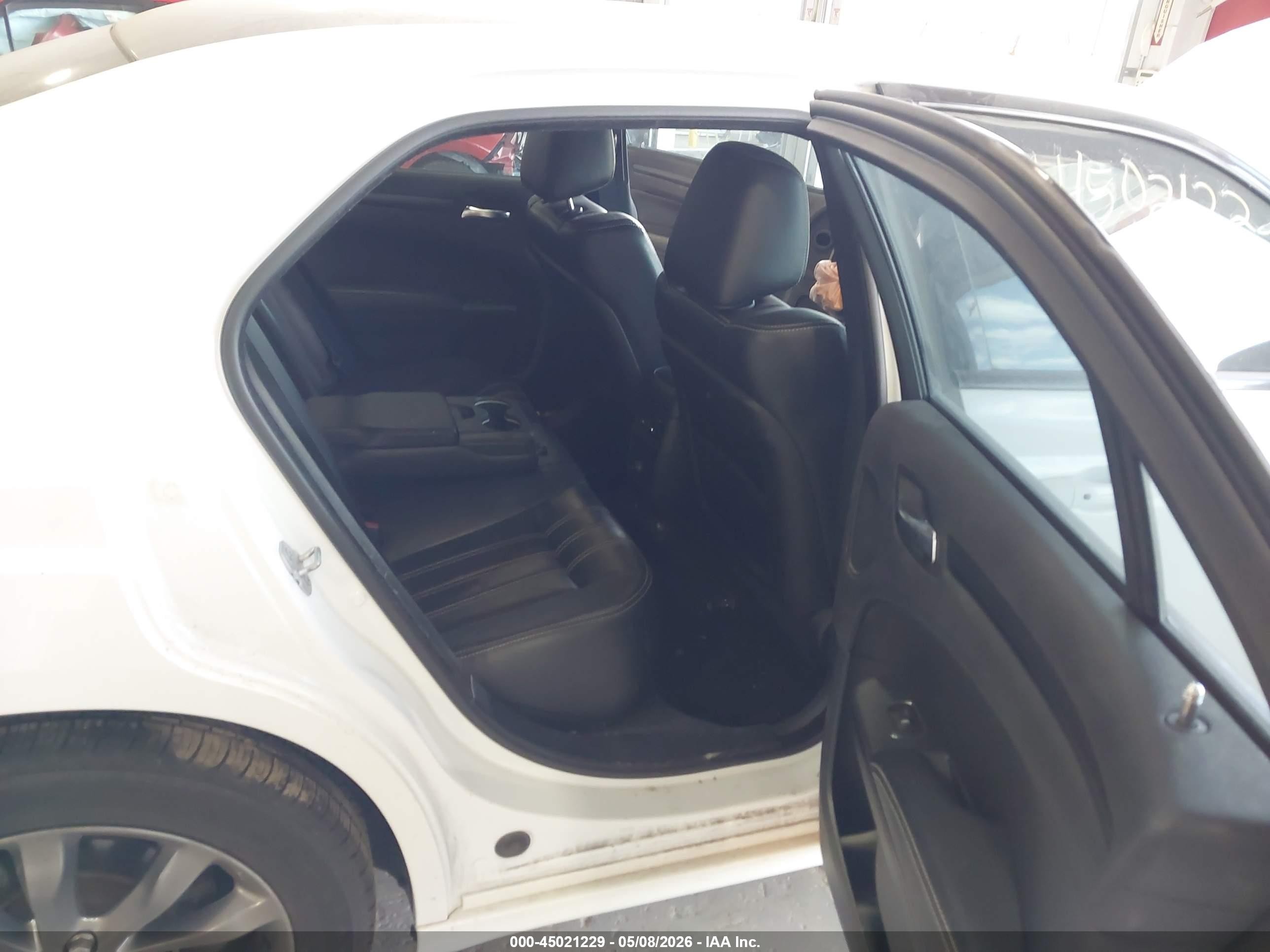 2014 Chrysler 300 300s White vin: 2C3CCAGG5EH378190