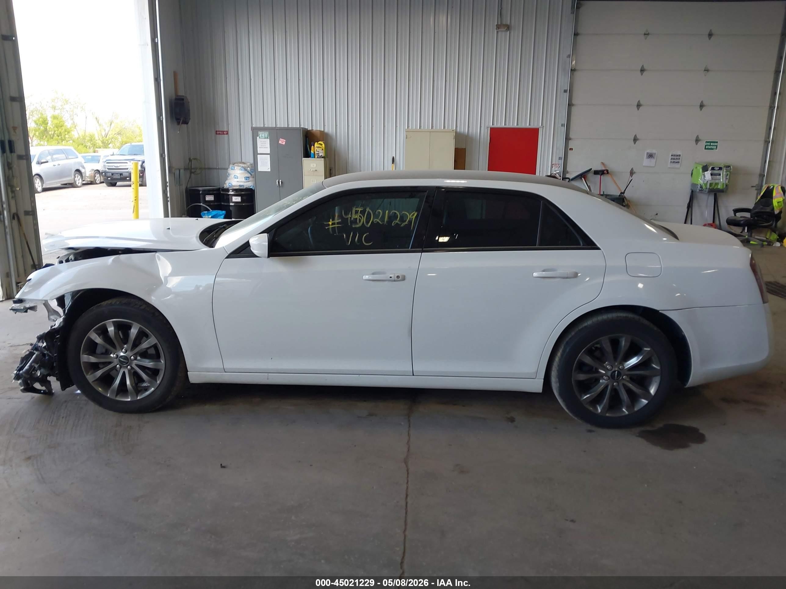 2014 Chrysler 300 300s White vin: 2C3CCAGG5EH378190