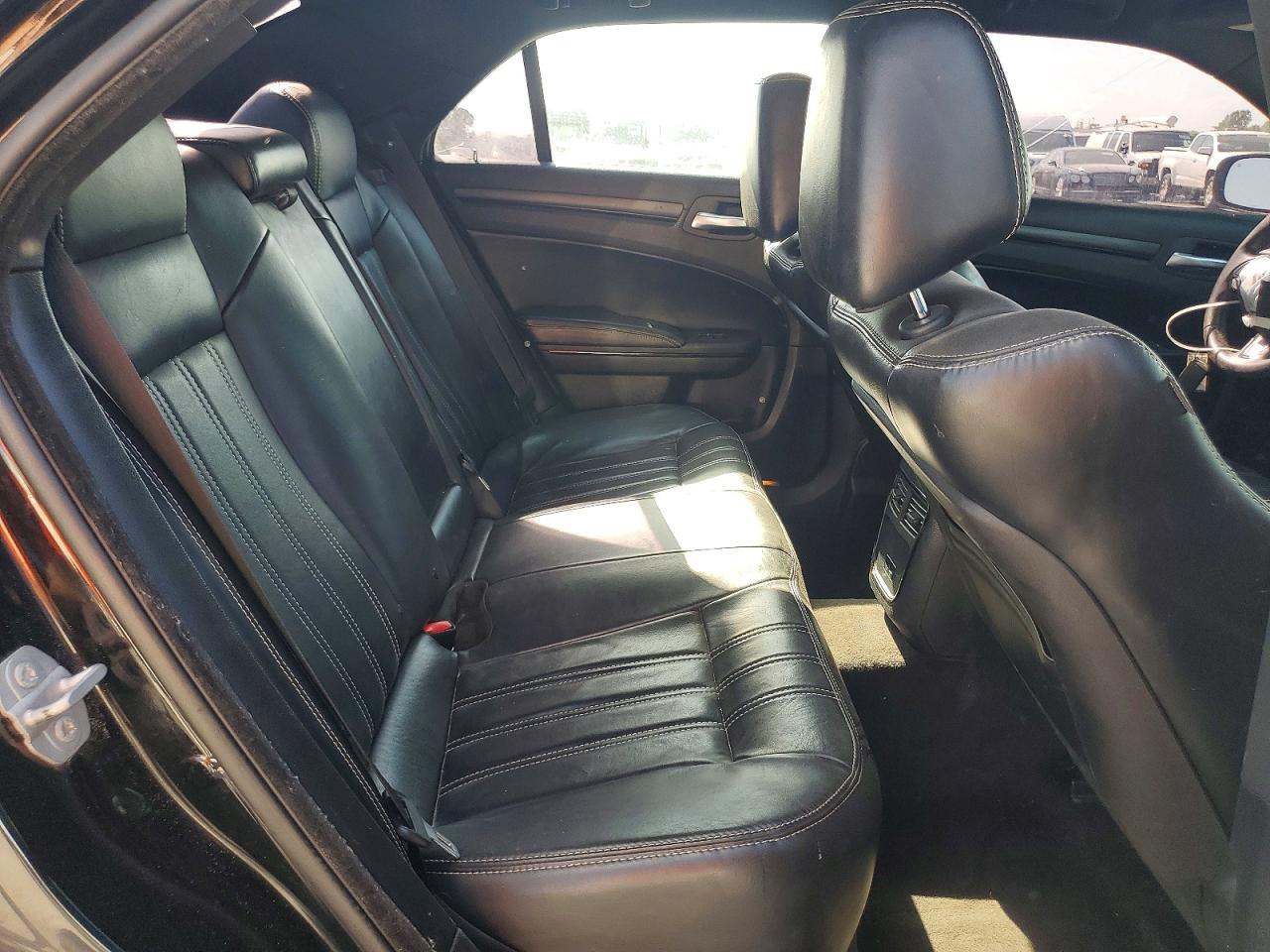 2016 Chrysler 300 S Black vin: 2C3CCAGG5GH136258