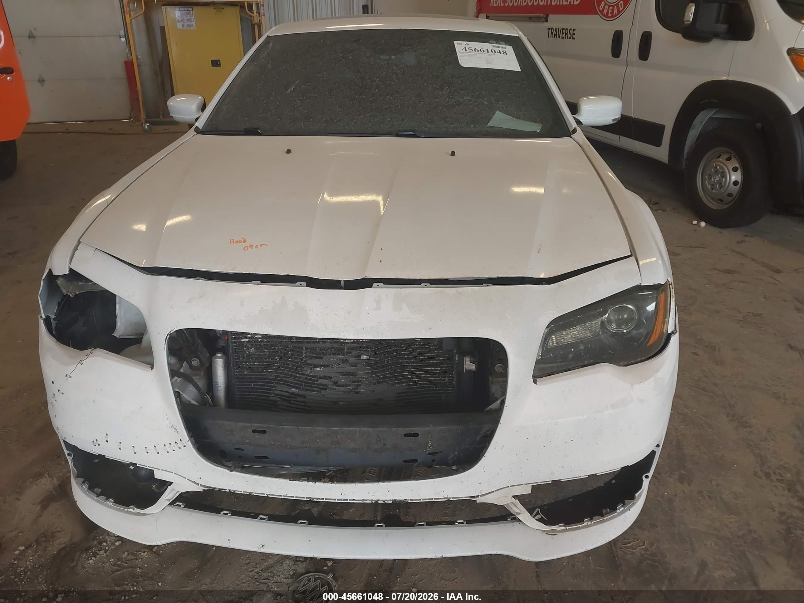 2013 Chrysler 300 300s Белый vin: 2C3CCAGG6DH529343