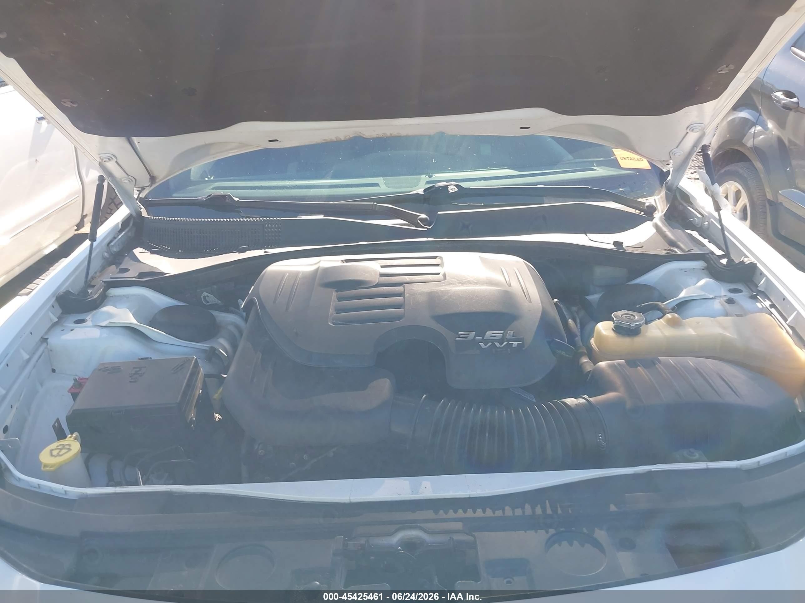 2012 Chrysler 300 S V6 White vin: 2C3CCAGG7CH236601