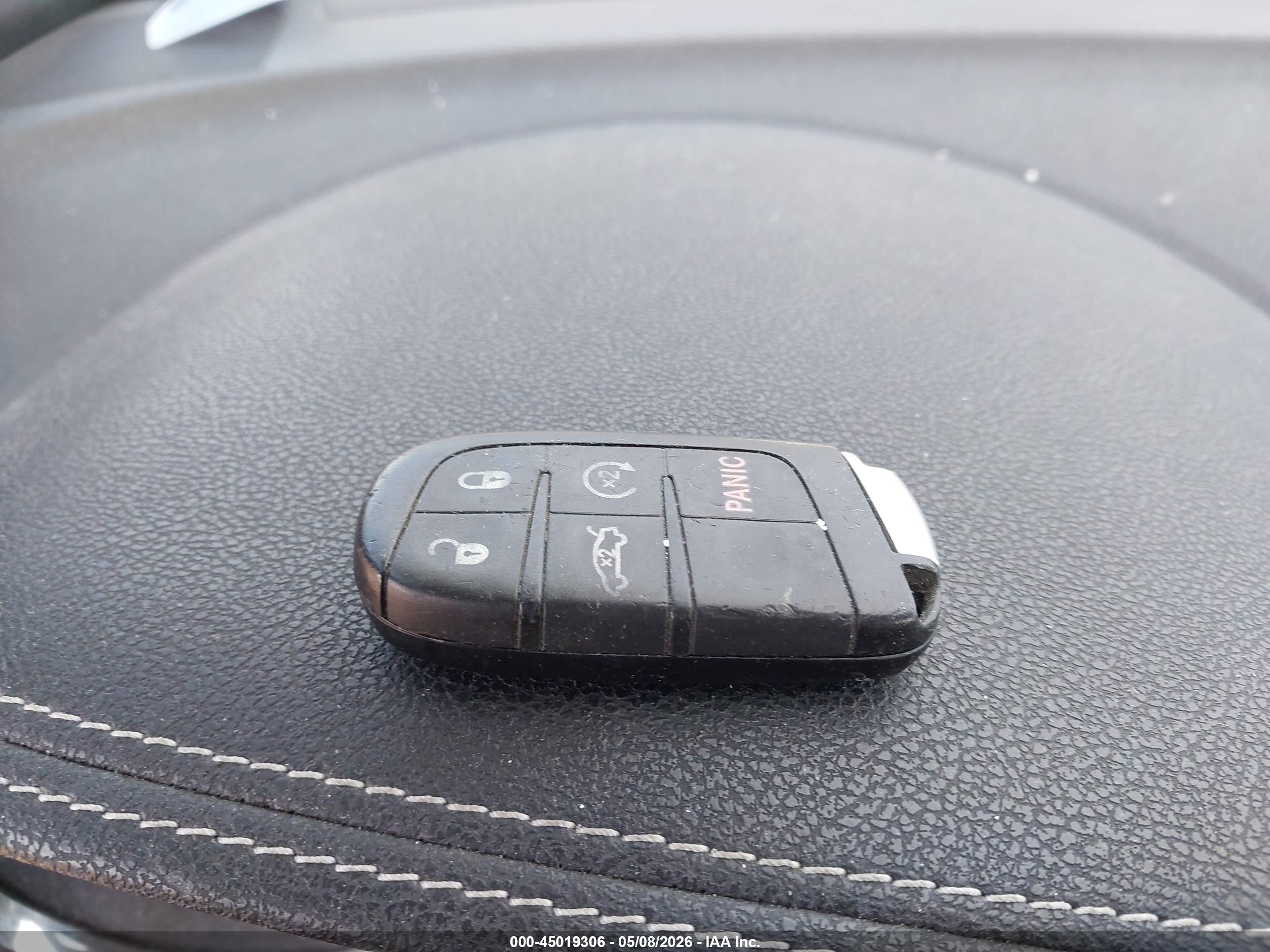 2014 Chrysler 300 300s Серебряный vin: 2C3CCAGG7EH297871