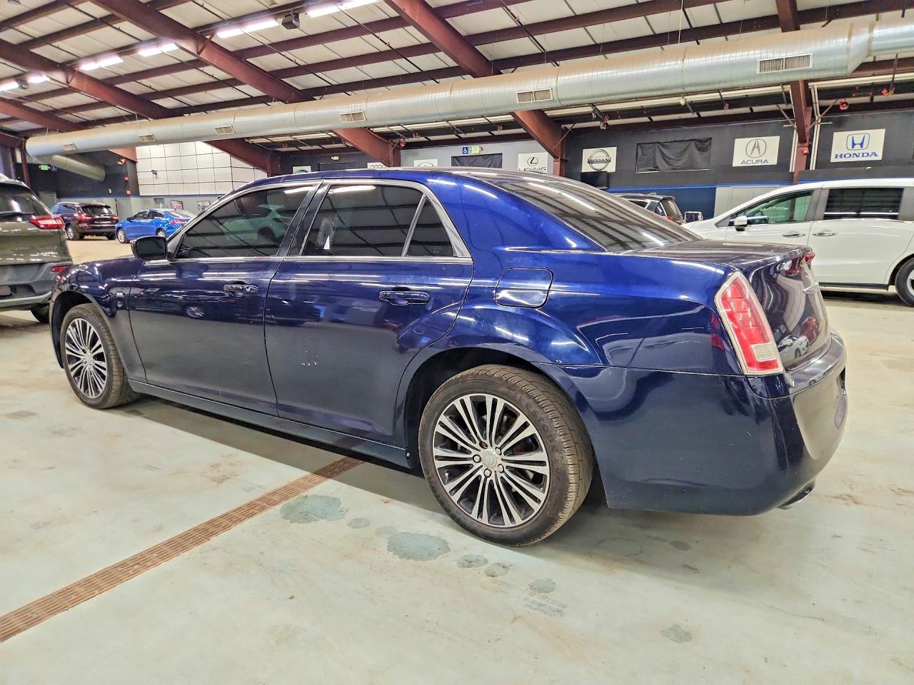 2014 Chrysler 300 Blue vin: 2C3CCAGG8EH120360