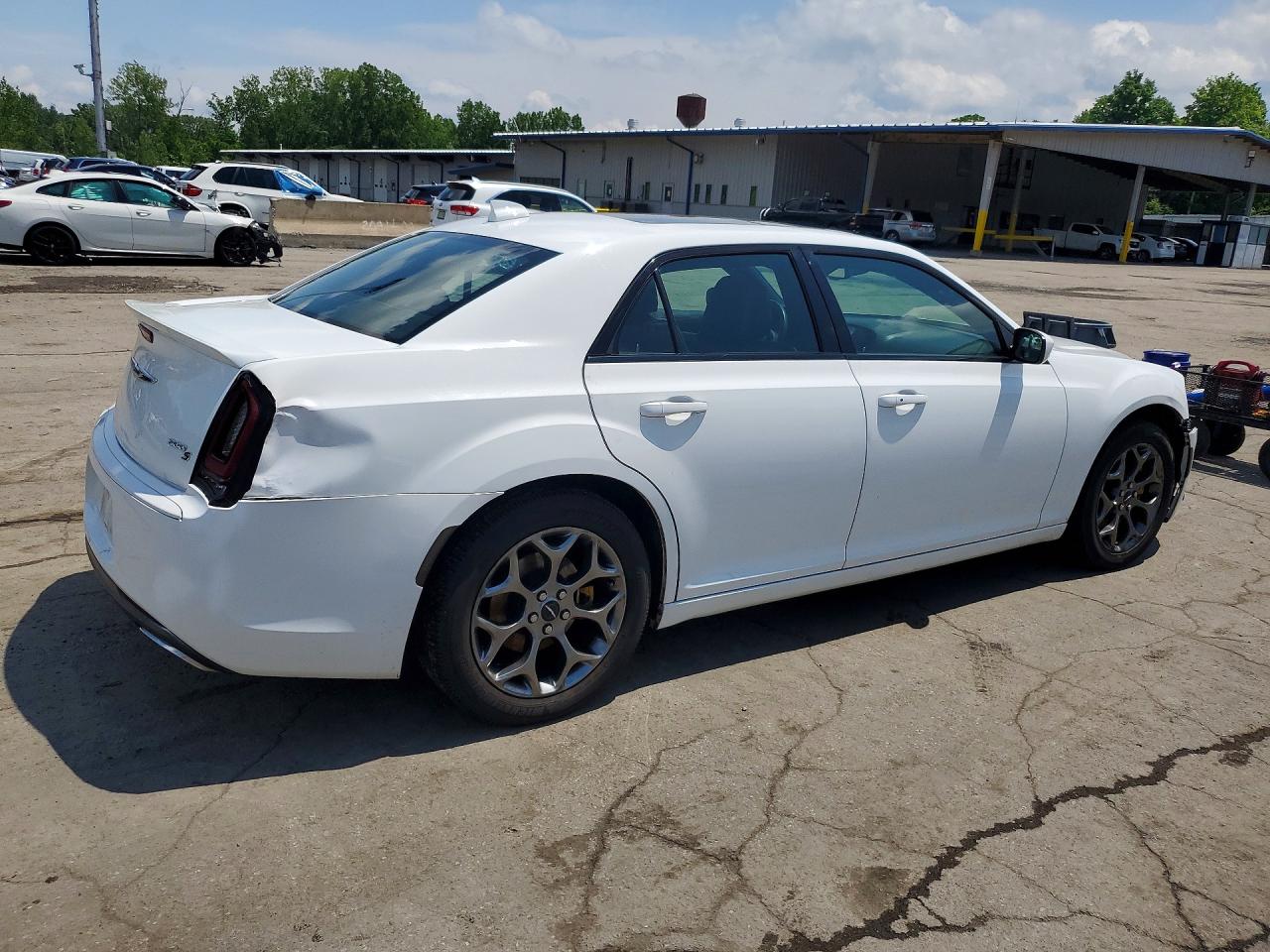 2015 Chrysler 300 S White vin: 2C3CCAGG8FH892343