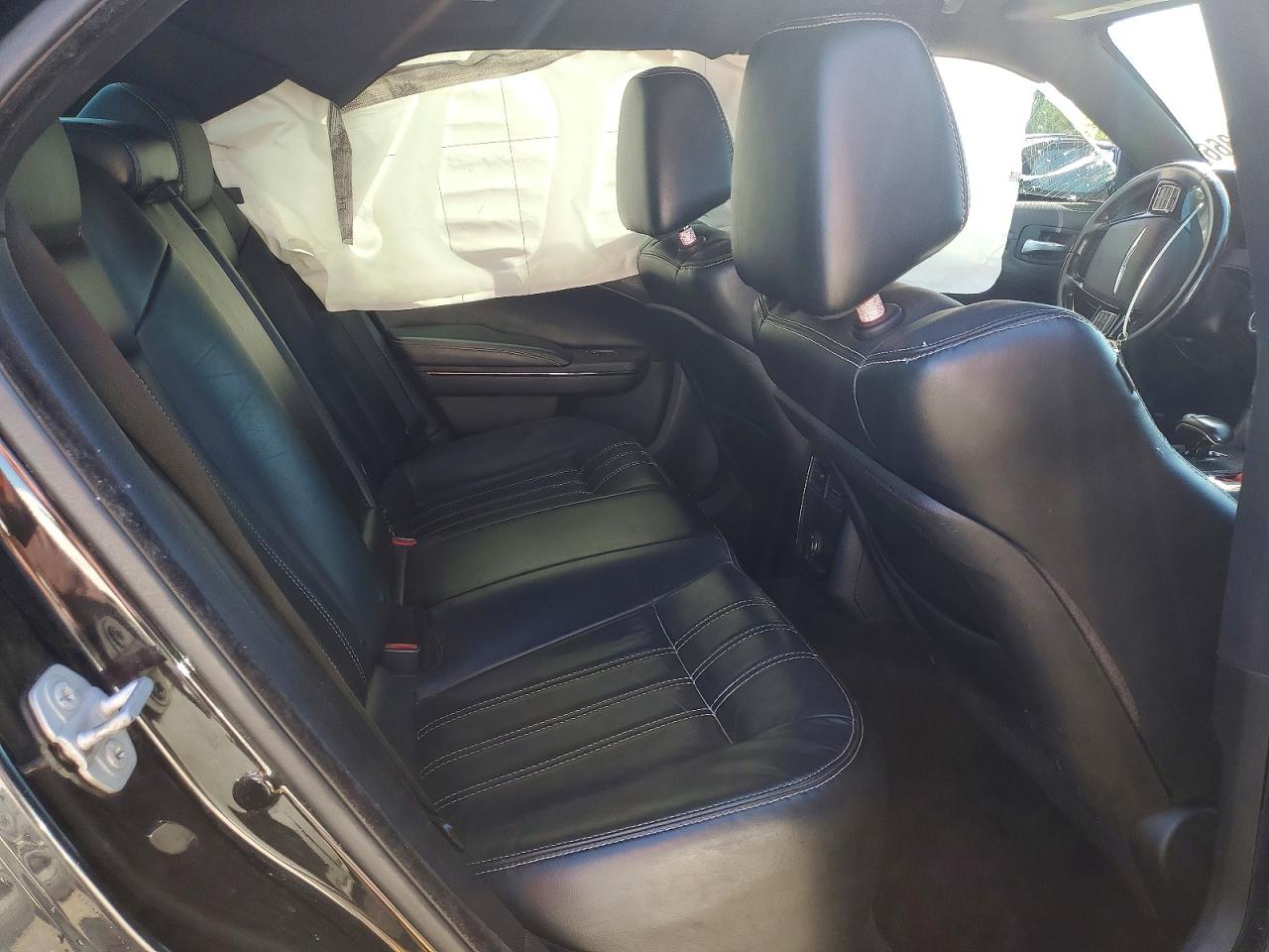 2014 Chrysler 300 S Black vin: 2C3CCAGG9EH331518