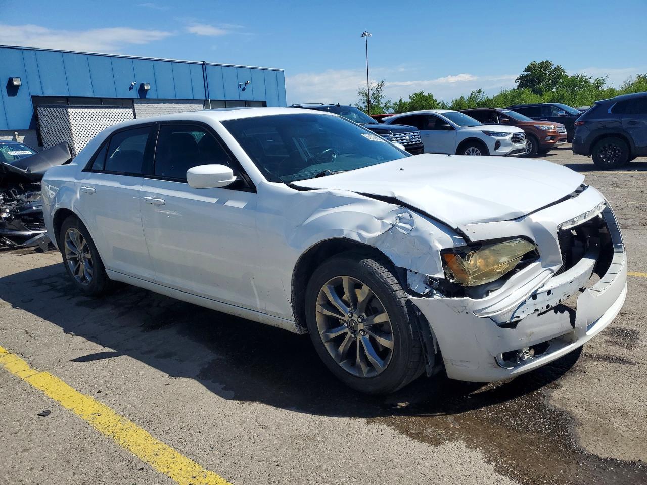 2014 Chrysler 300 S White vin: 2C3CCAGG9EH353194