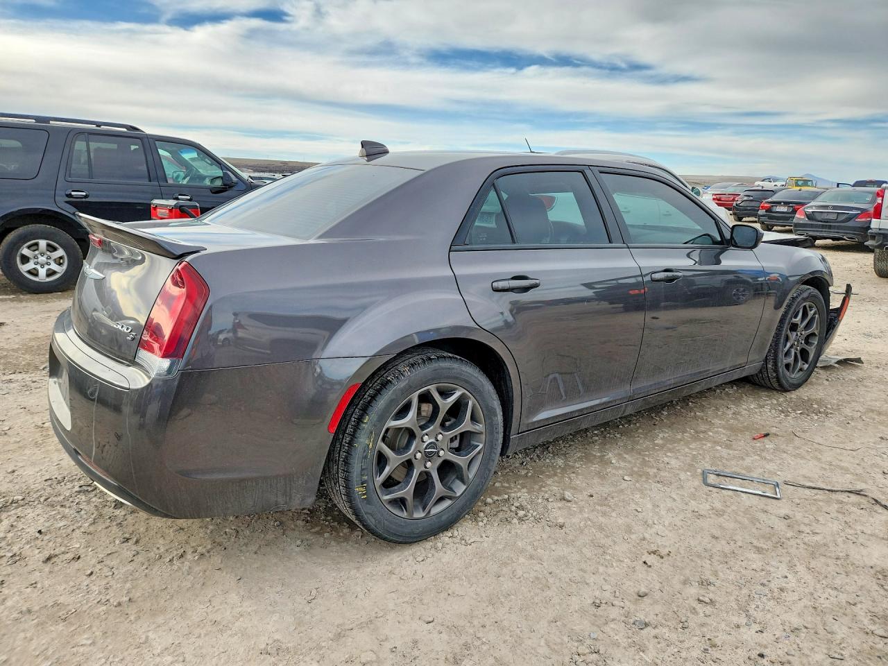 2018 Chrysler 300 S Gray vin: 2C3CCAGG9JH314292