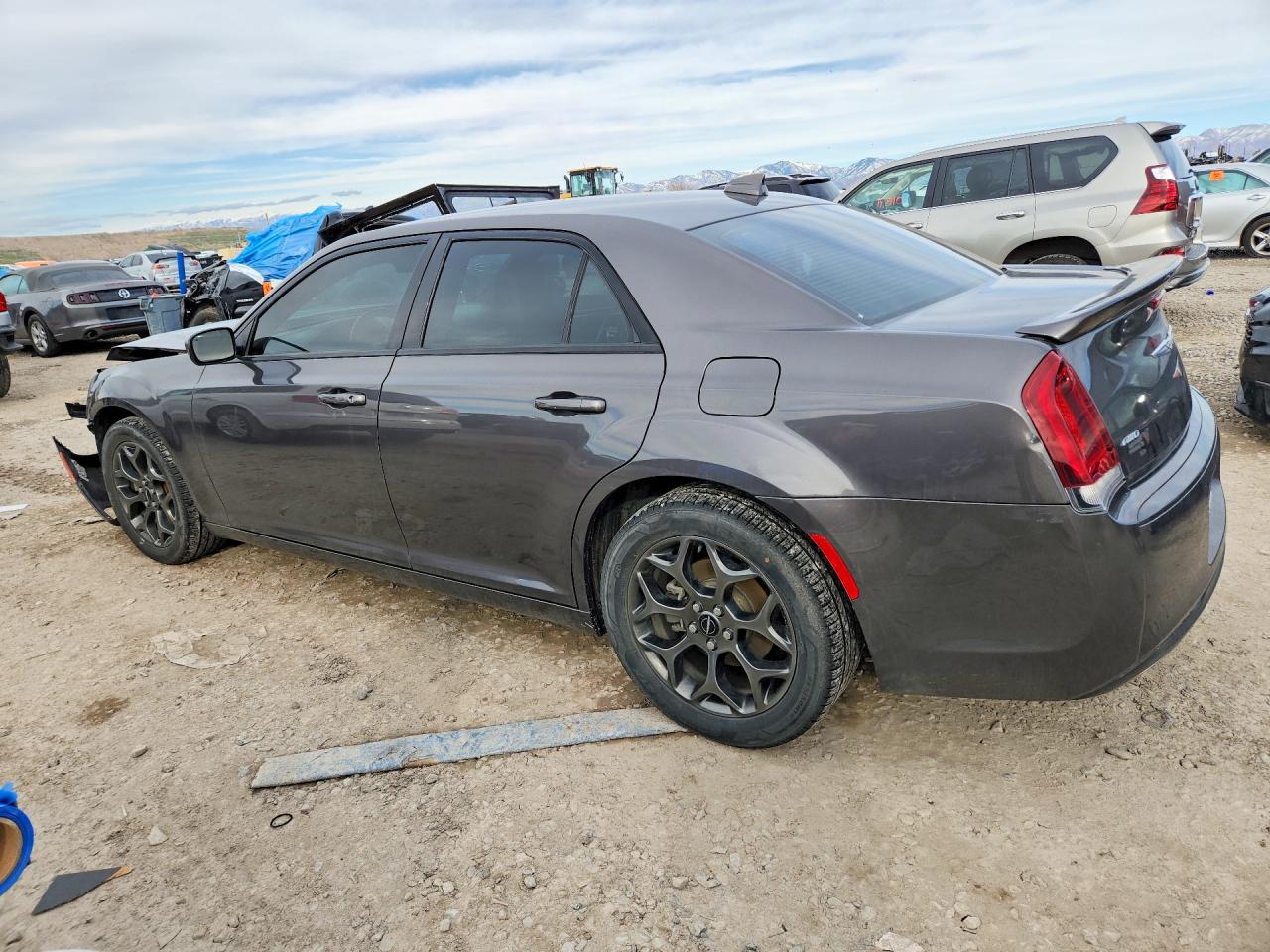 2018 Chrysler 300 S Gray vin: 2C3CCAGG9JH314292