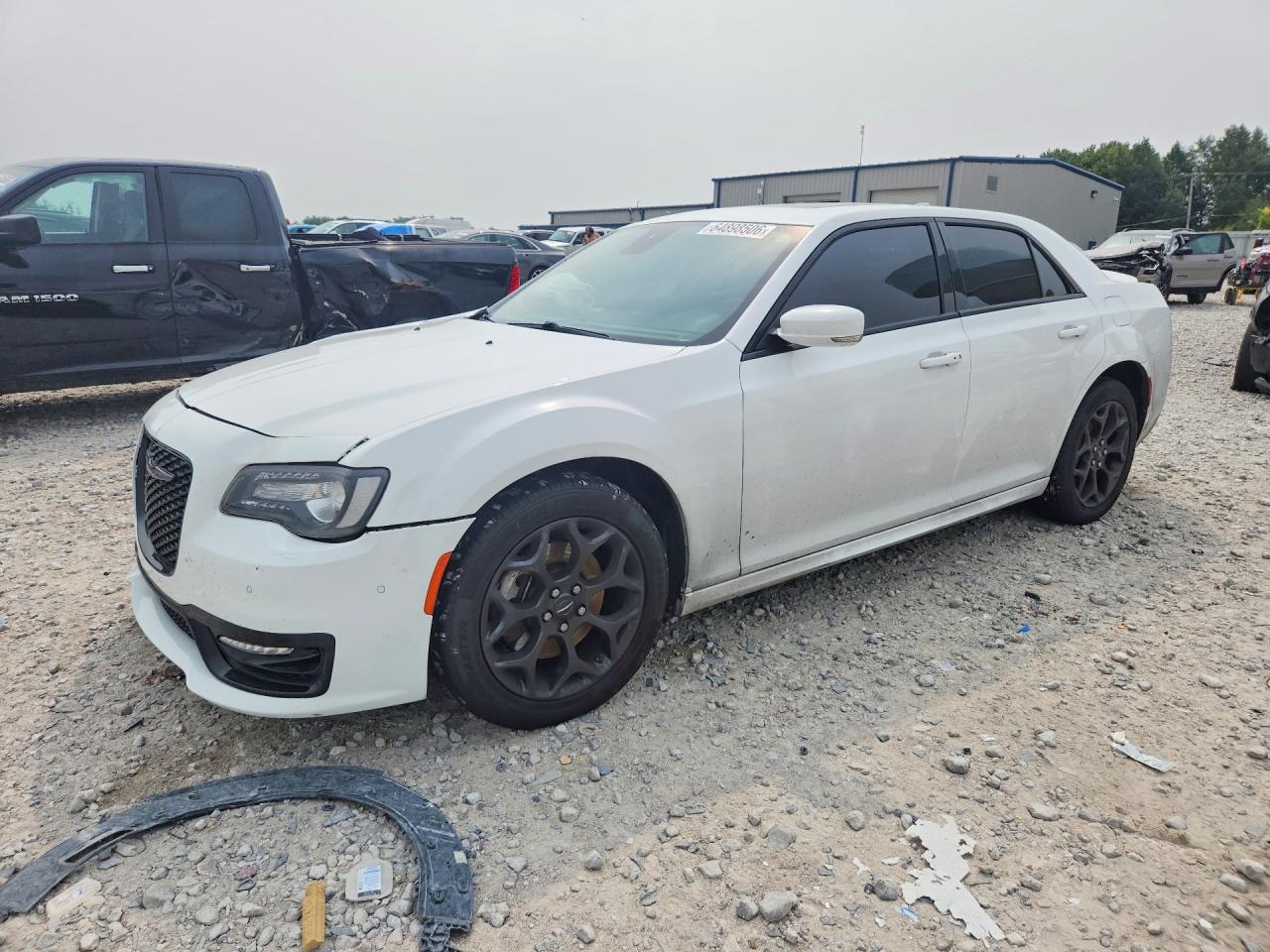 2022 Chrysler 300 S White vin: 2C3CCAGG9NH135319