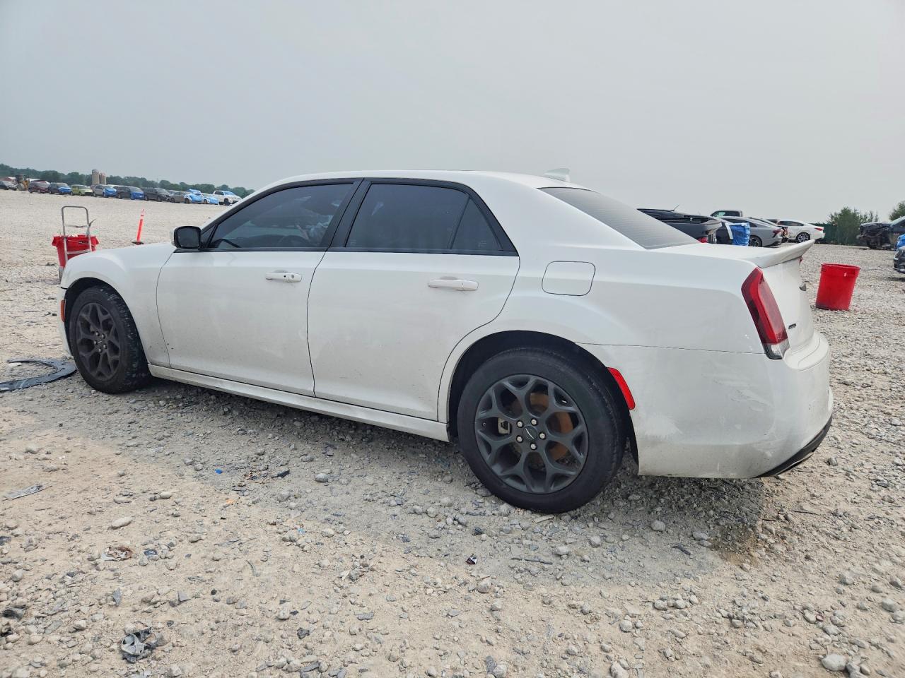 2022 Chrysler 300 S White vin: 2C3CCAGG9NH135319