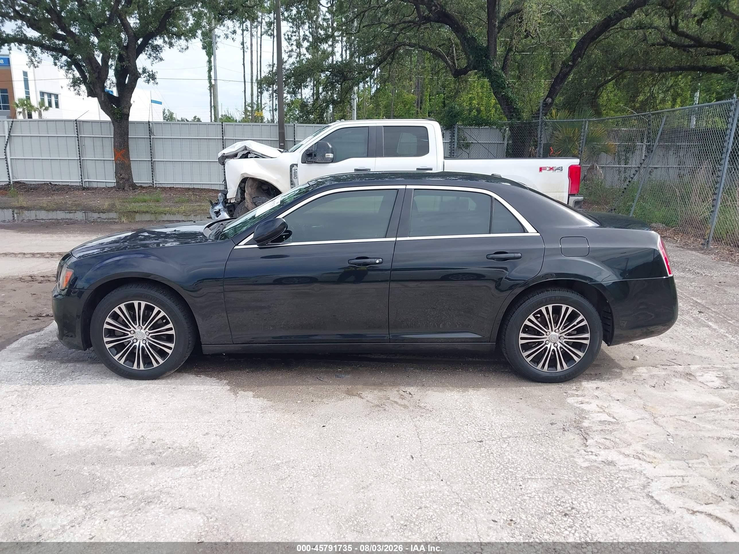 2014 Chrysler 300 300s Black vin: 2C3CCAGGXEH124457