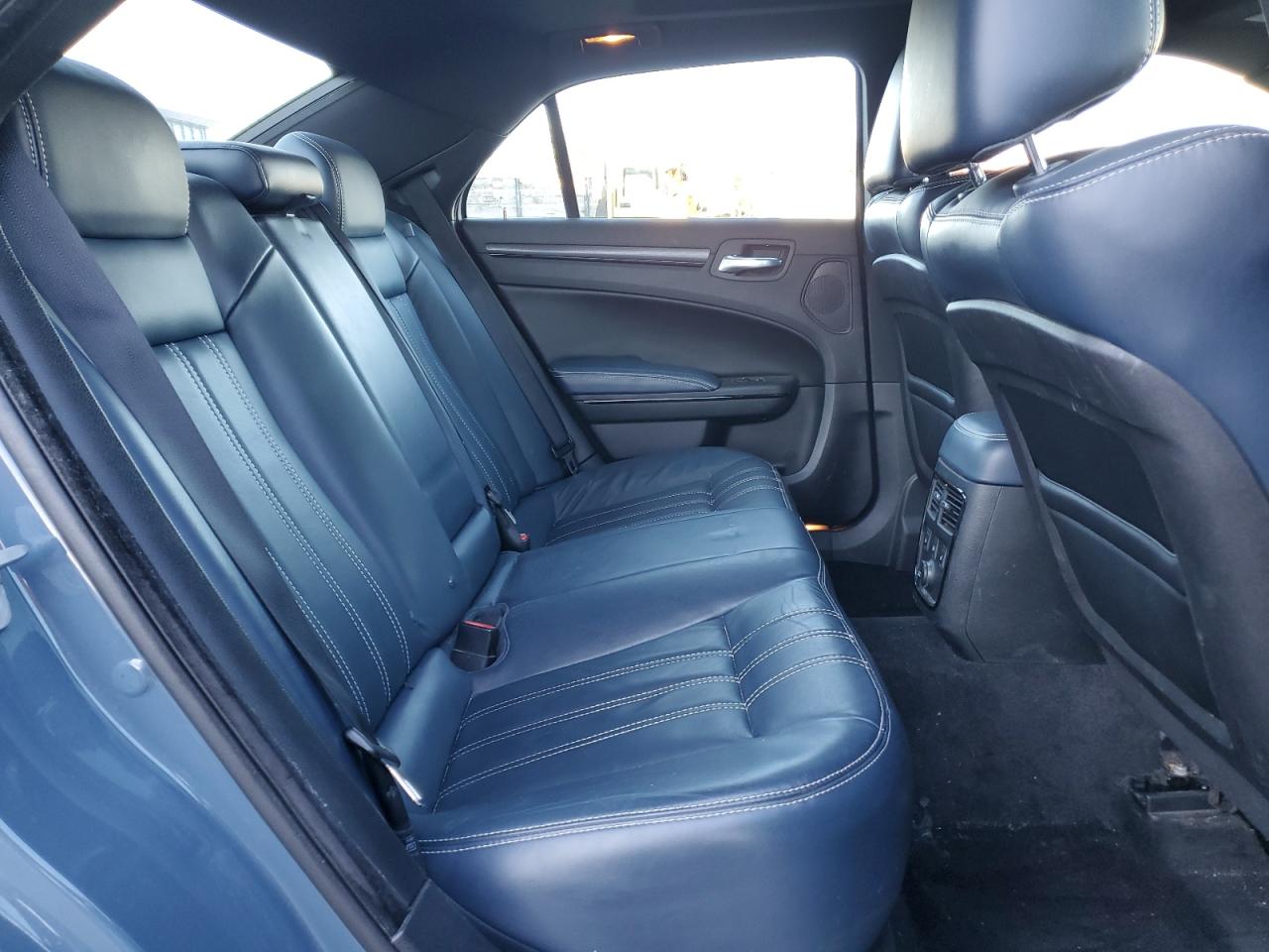 2014 Chrysler 300 S Blue vin: 2C3CCAGT6EH250814