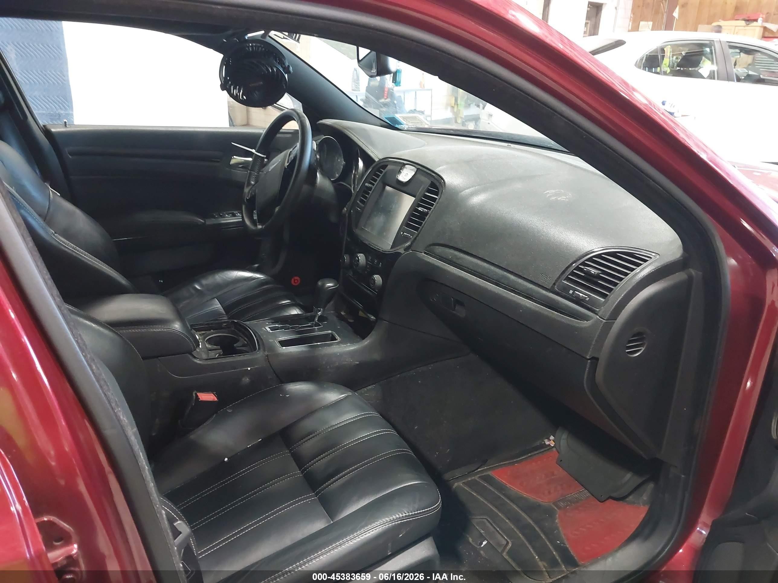 2013 Chrysler 300 300s Red vin: 2C3CCAGT7DH564776