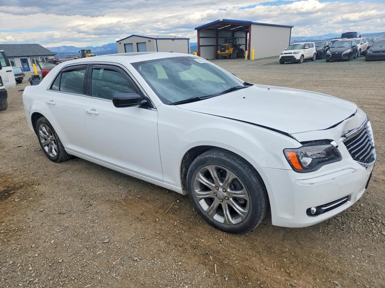 2013 Chrysler 300 S White vin: 2C3CCAGT7DH608467