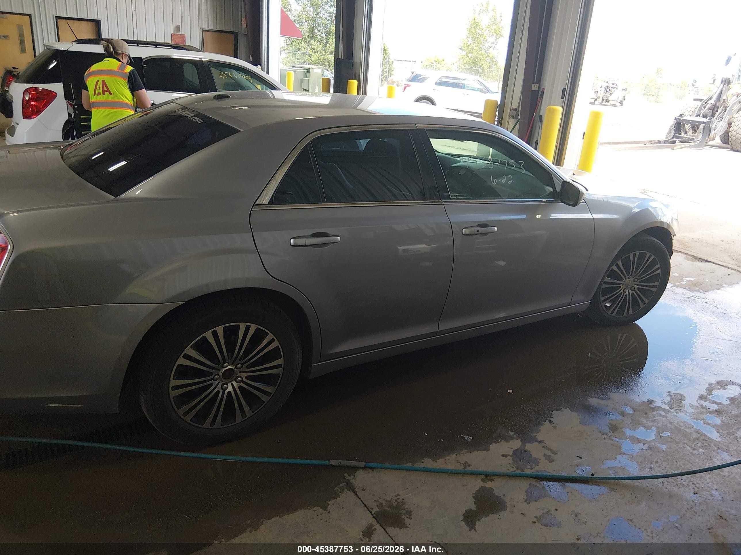 2013 Chrysler 300 300s Silver vin: 2C3CCAGT7DH739530
